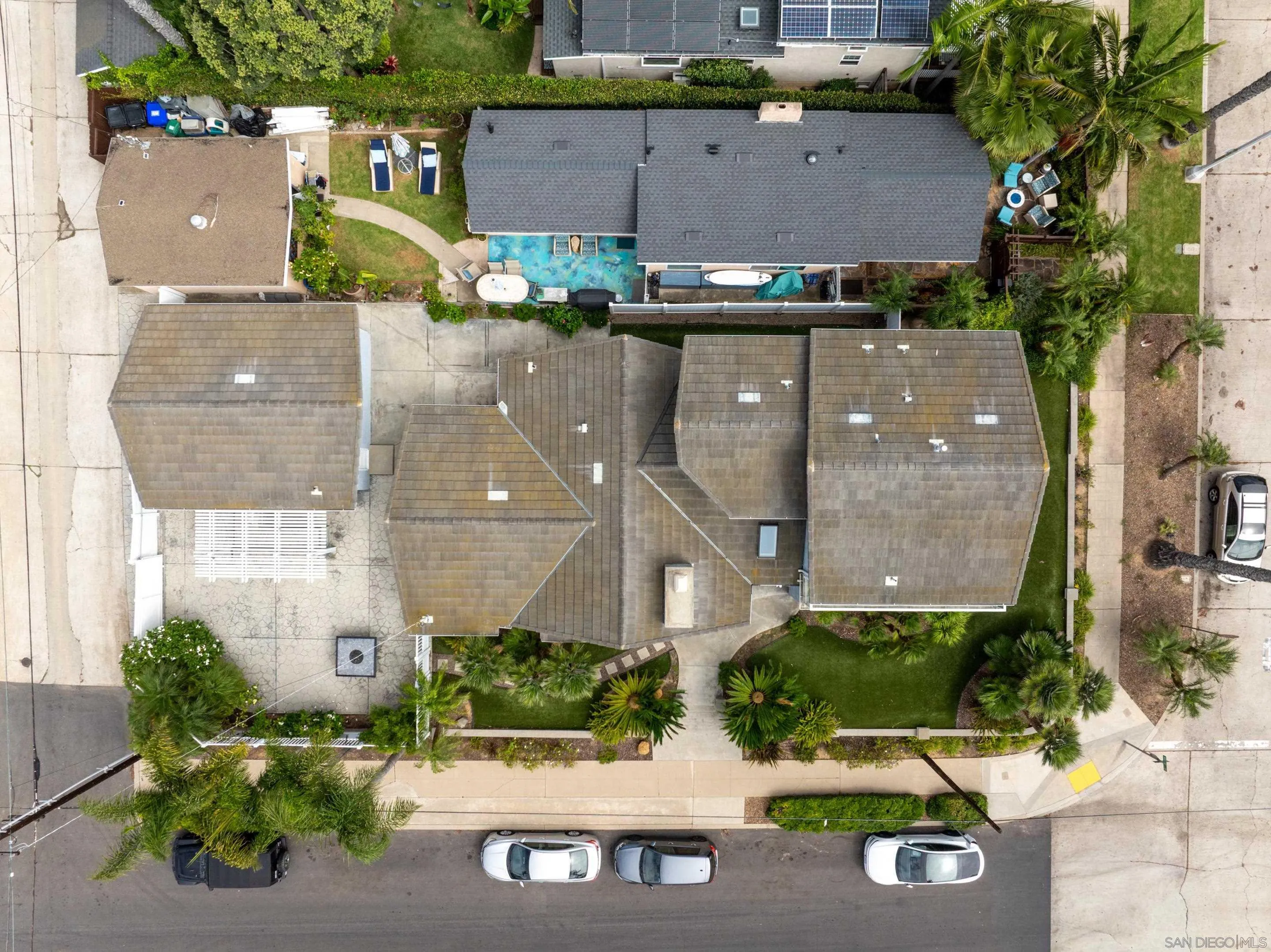 https://cdn.realtyfeed.com/cdn/127/250043332/3953685663ed68f62799c02c4d7b9b4e.webp