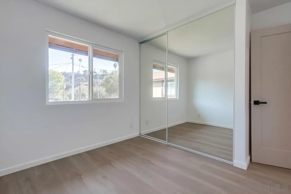 https://cdn.realtyfeed.com/cdn/127/250043337/59e7d9220d422052eab3abfbcd54706a.webp