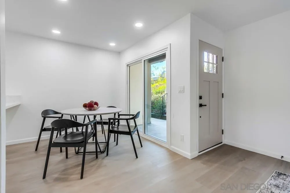 https://cdn.realtyfeed.com/cdn/127/250043337/7487138ad946af845faa3e5794228d23.webp