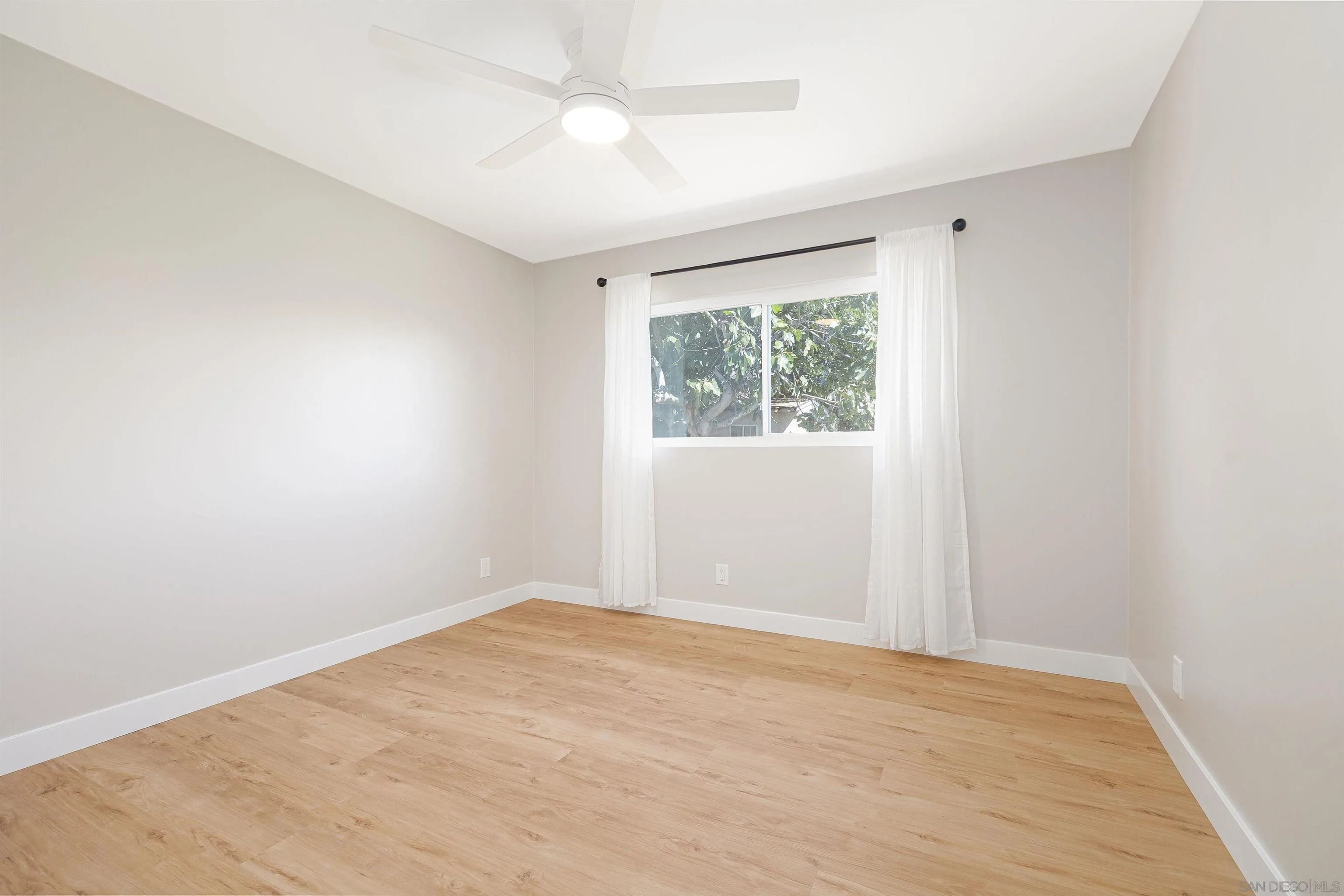 https://cdn.realtyfeed.com/cdn/127/250043339/67831e0526244b1240fe8ed7745dd5ab.webp