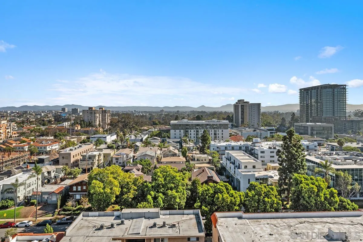 https://cdn.realtyfeed.com/cdn/127/250043366/916114d21ef5c0874b50b1d281180f39.webp