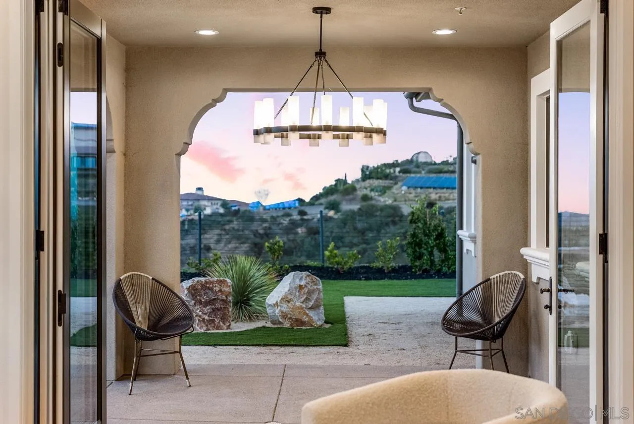 https://cdn.realtyfeed.com/cdn/127/250043392/f19b1ac44371bf5a1178430f46af407c.webp