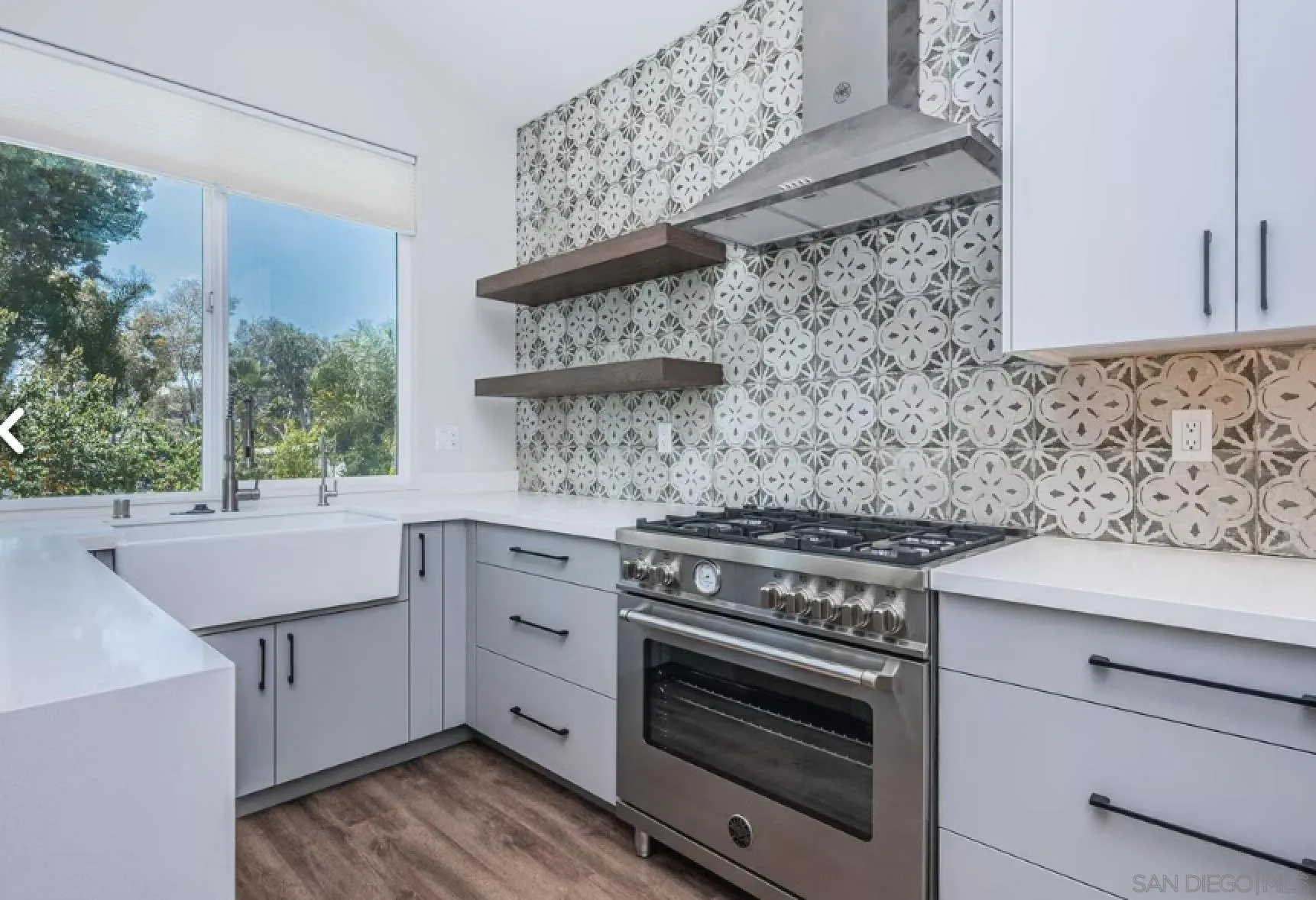 https://cdn.realtyfeed.com/cdn/127/250043411/7160731c264ce999f01c313fd2c6ae60.webp