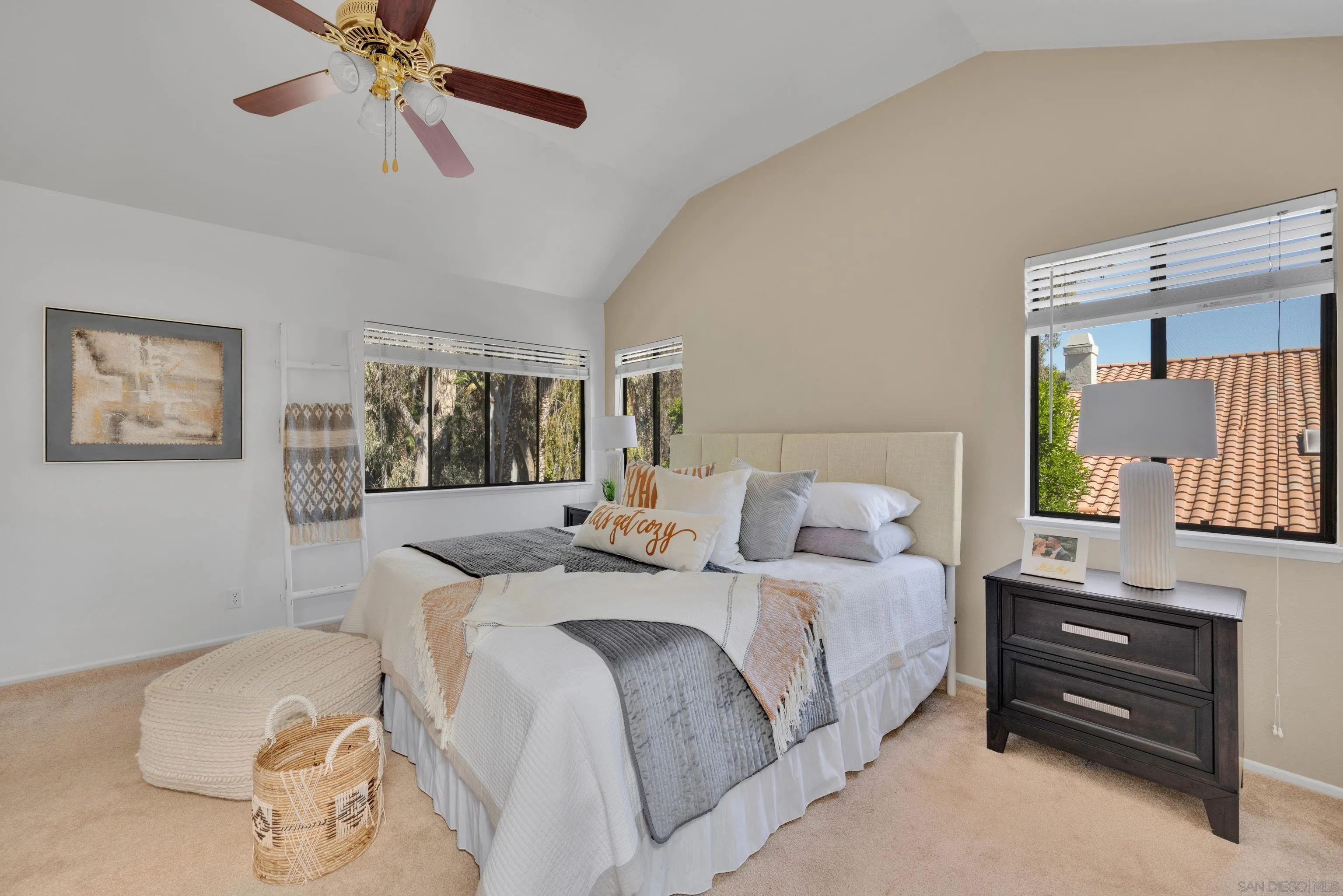 https://cdn.realtyfeed.com/cdn/127/250043414/879418c69bb4905fac433964badb52ba.webp