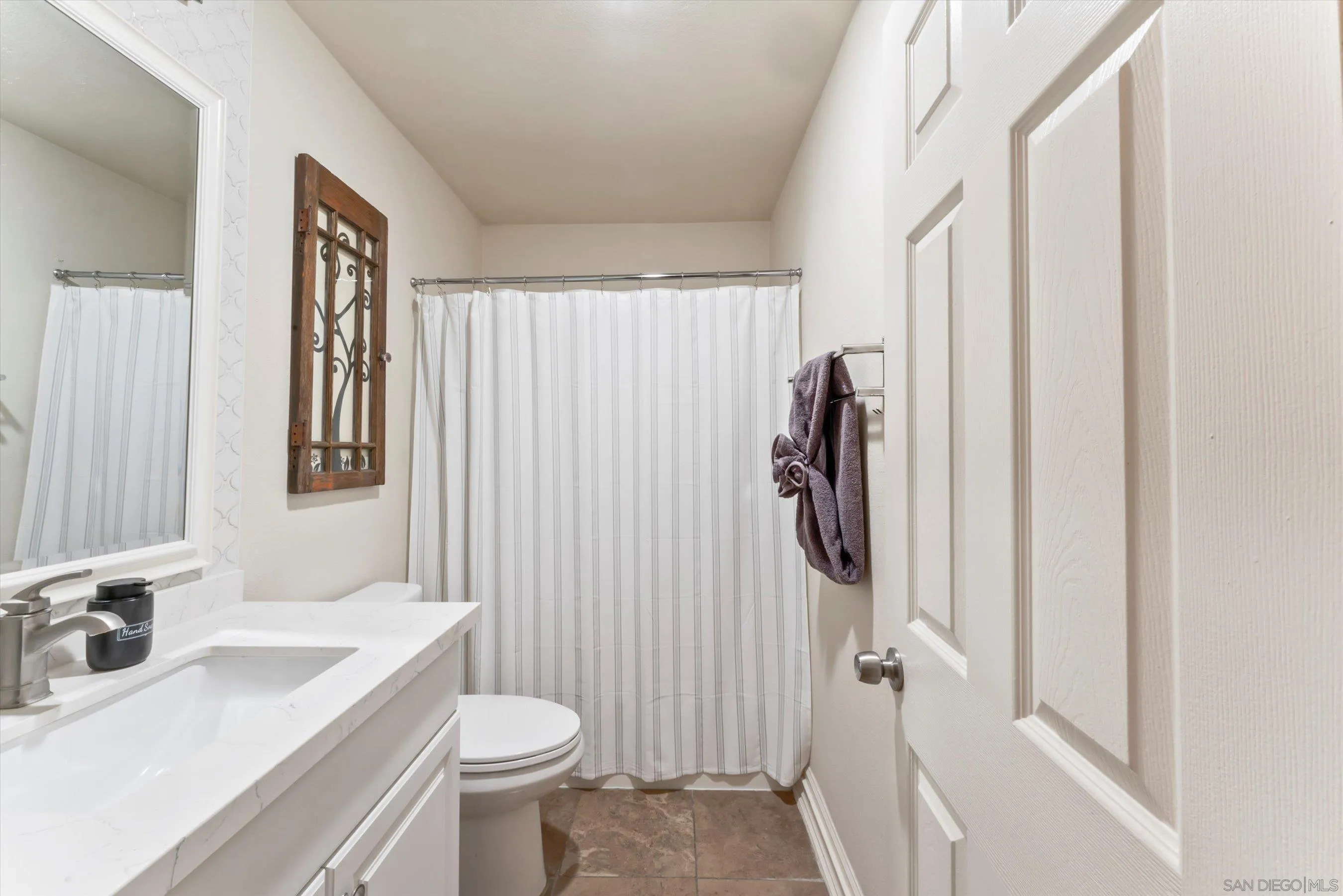 Photo #15: 250043420 Listing: Photo #15