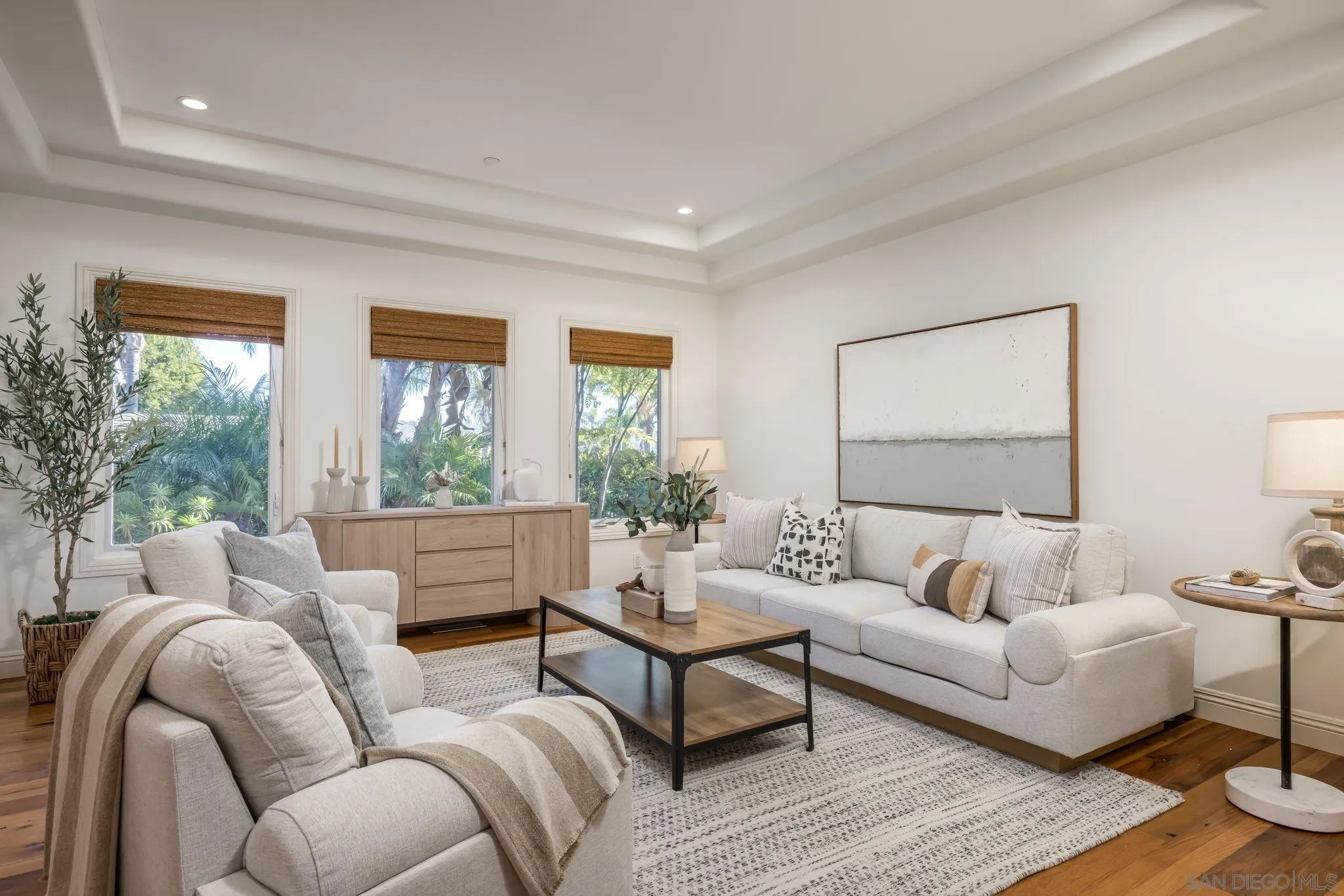 https://cdn.realtyfeed.com/cdn/127/250043421/666de9527ba9175177077c165d32e32b.webp