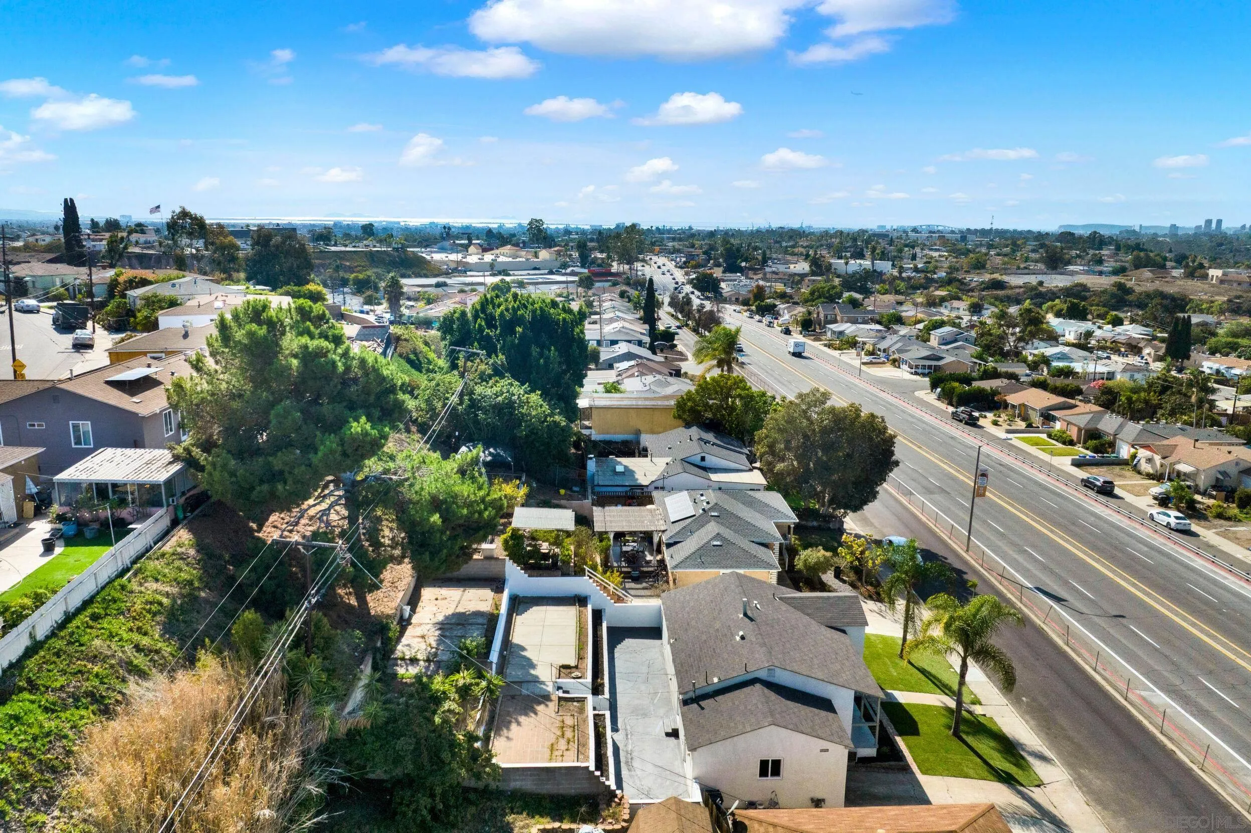 https://cdn.realtyfeed.com/cdn/127/250043424/5389db9dc5fc79714574c73193a526d9.webp