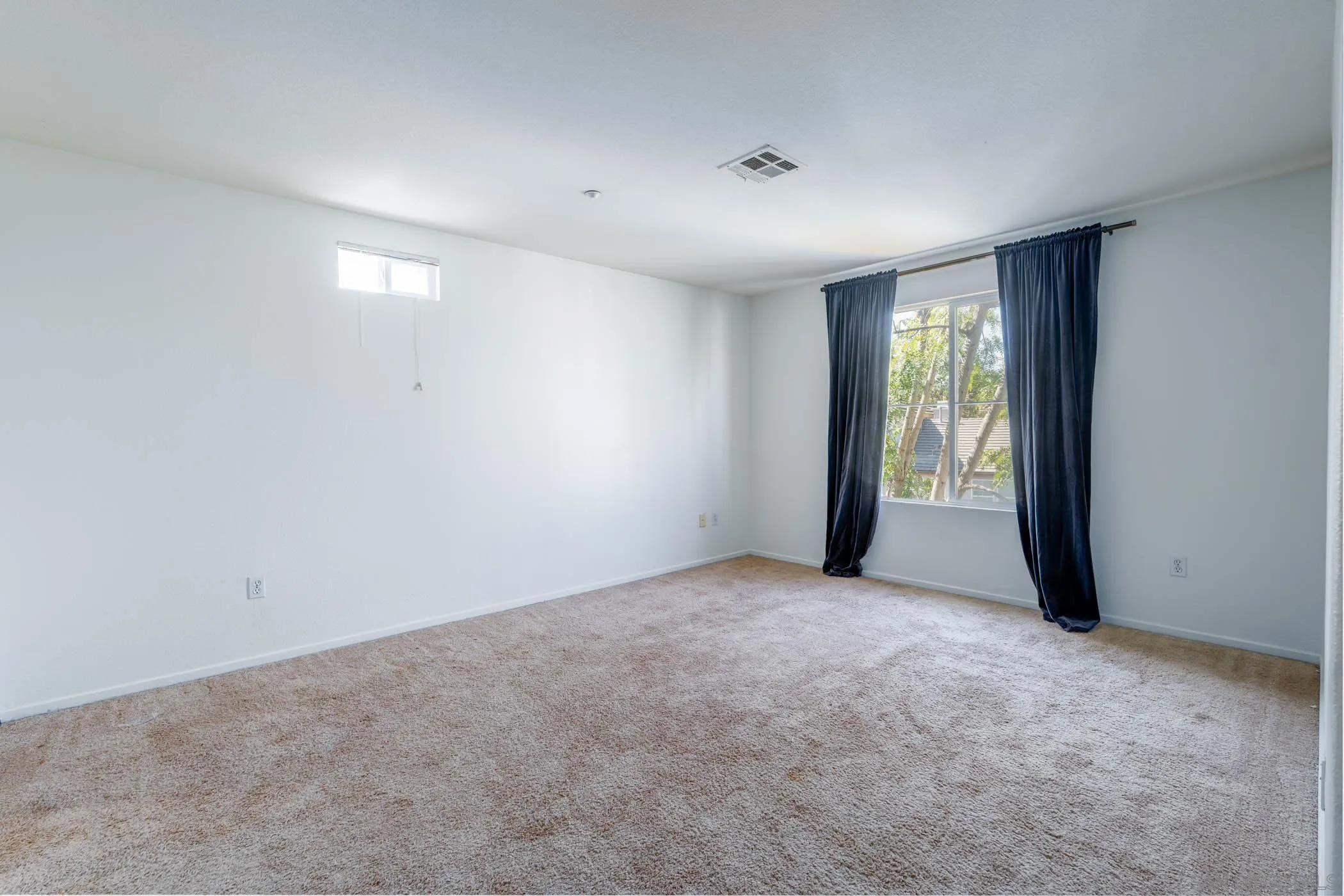 https://cdn.realtyfeed.com/cdn/127/250043426/396346a48ff65be35cb3977202a58394.webp