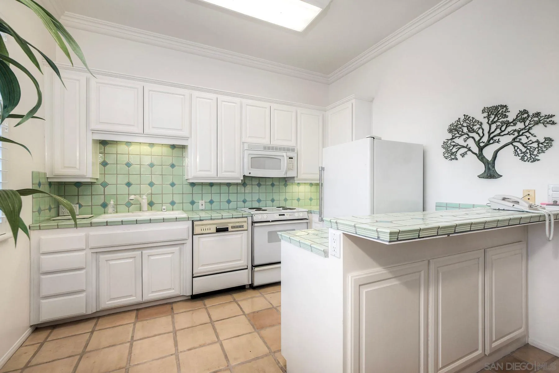 https://cdn.realtyfeed.com/cdn/127/250043439/6bd9ee3fd85297f6e2884360660ba0b9.webp