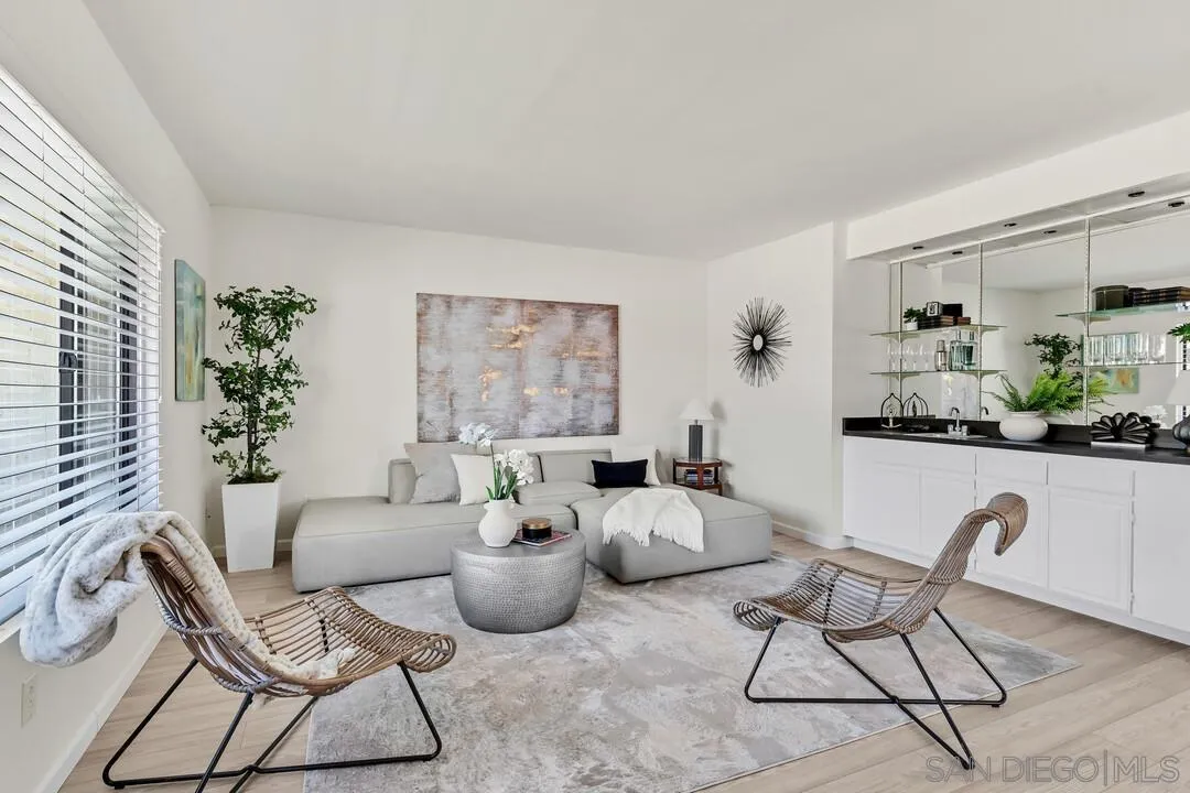 https://cdn.realtyfeed.com/cdn/127/250043443/9086a1021e5fe599d749681cea3bd806.webp