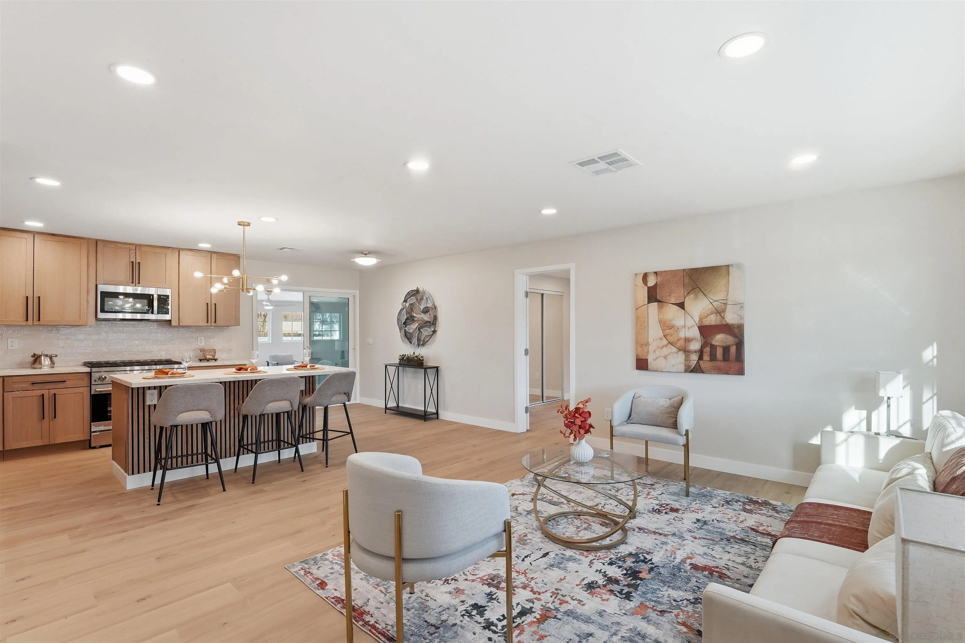 https://cdn.realtyfeed.com/cdn/127/250043452/1144174e2dad03c7655fd4209732f029.webp
