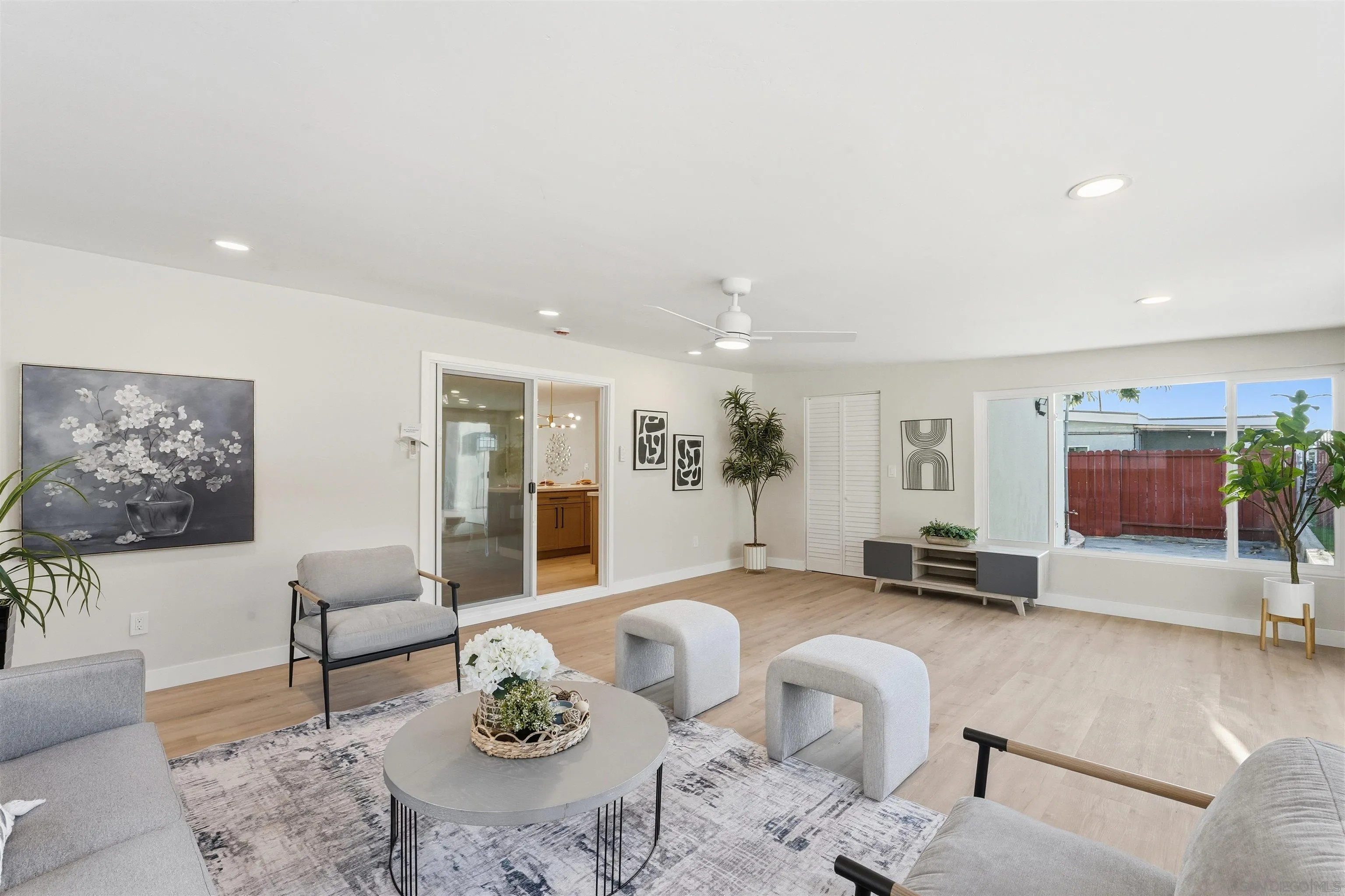 https://cdn.realtyfeed.com/cdn/127/250043452/14e8b71c308a747f1131307527d525fd.webp