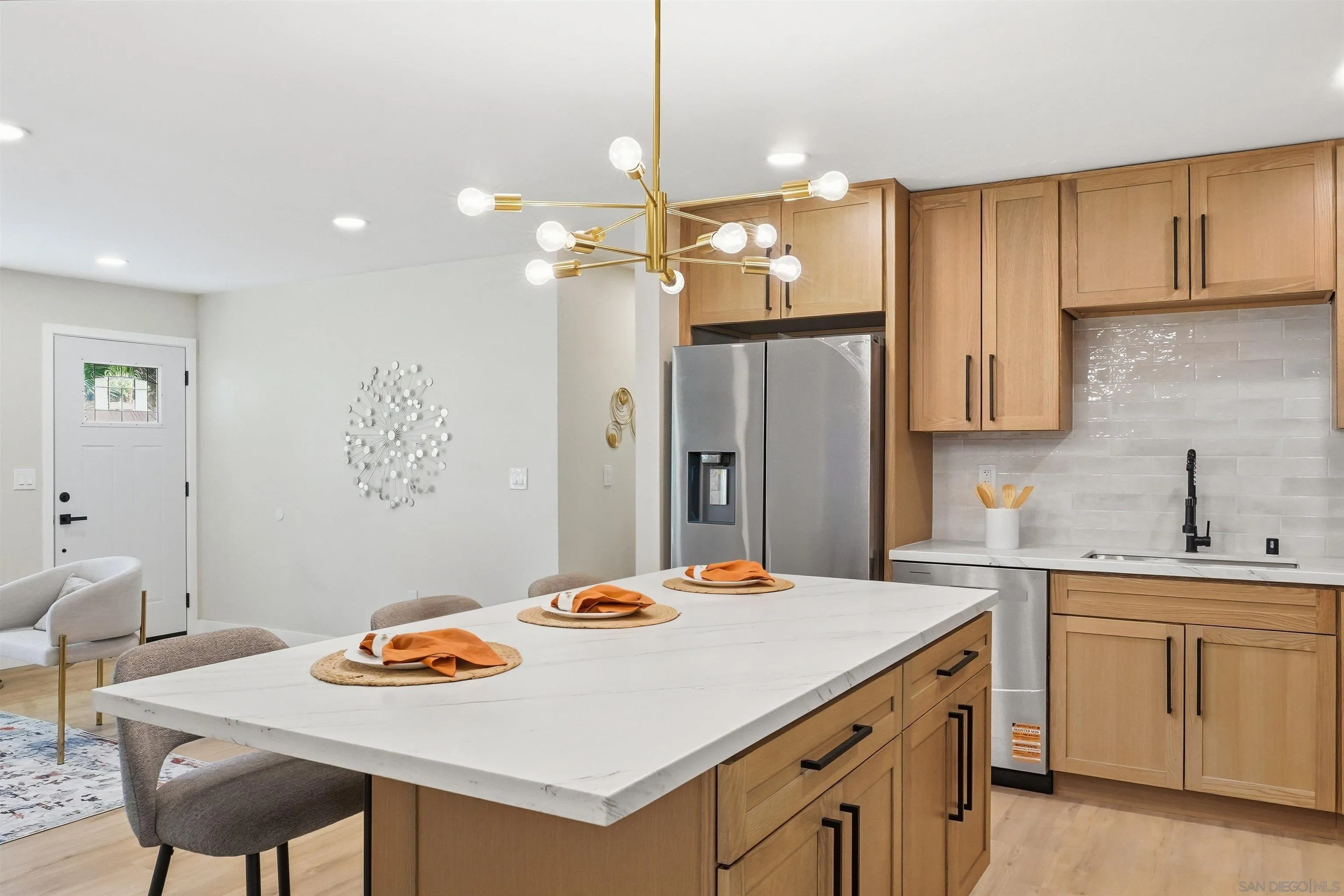 https://cdn.realtyfeed.com/cdn/127/250043452/cc5949b64878ed960226bb436f7b18b8.webp