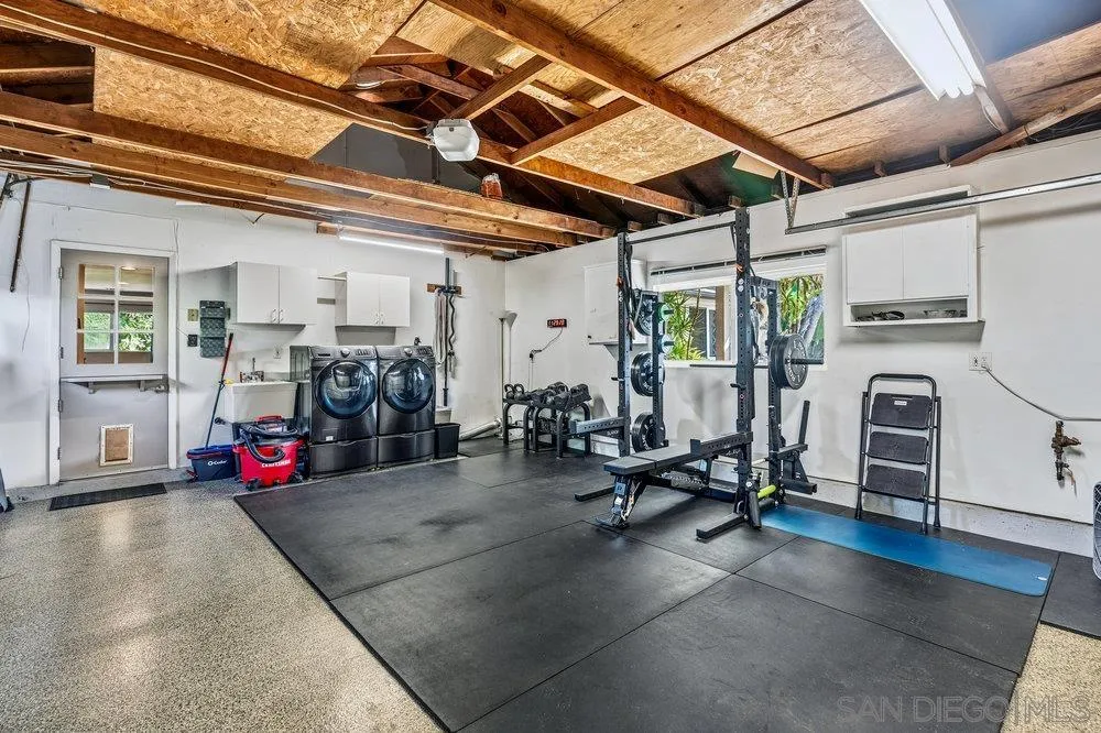 https://cdn.realtyfeed.com/cdn/127/250043464/021810285eb1cf63398225742565aa4d.webp
