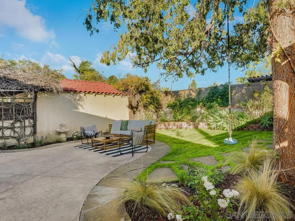 https://cdn.realtyfeed.com/cdn/127/250043469/2fa1365a64af933371f233f1ddc734d6.webp