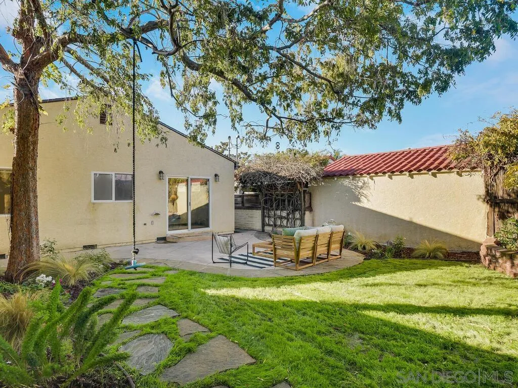 https://cdn.realtyfeed.com/cdn/127/250043469/a10674d1e5b43930c5e17245de318566.webp
