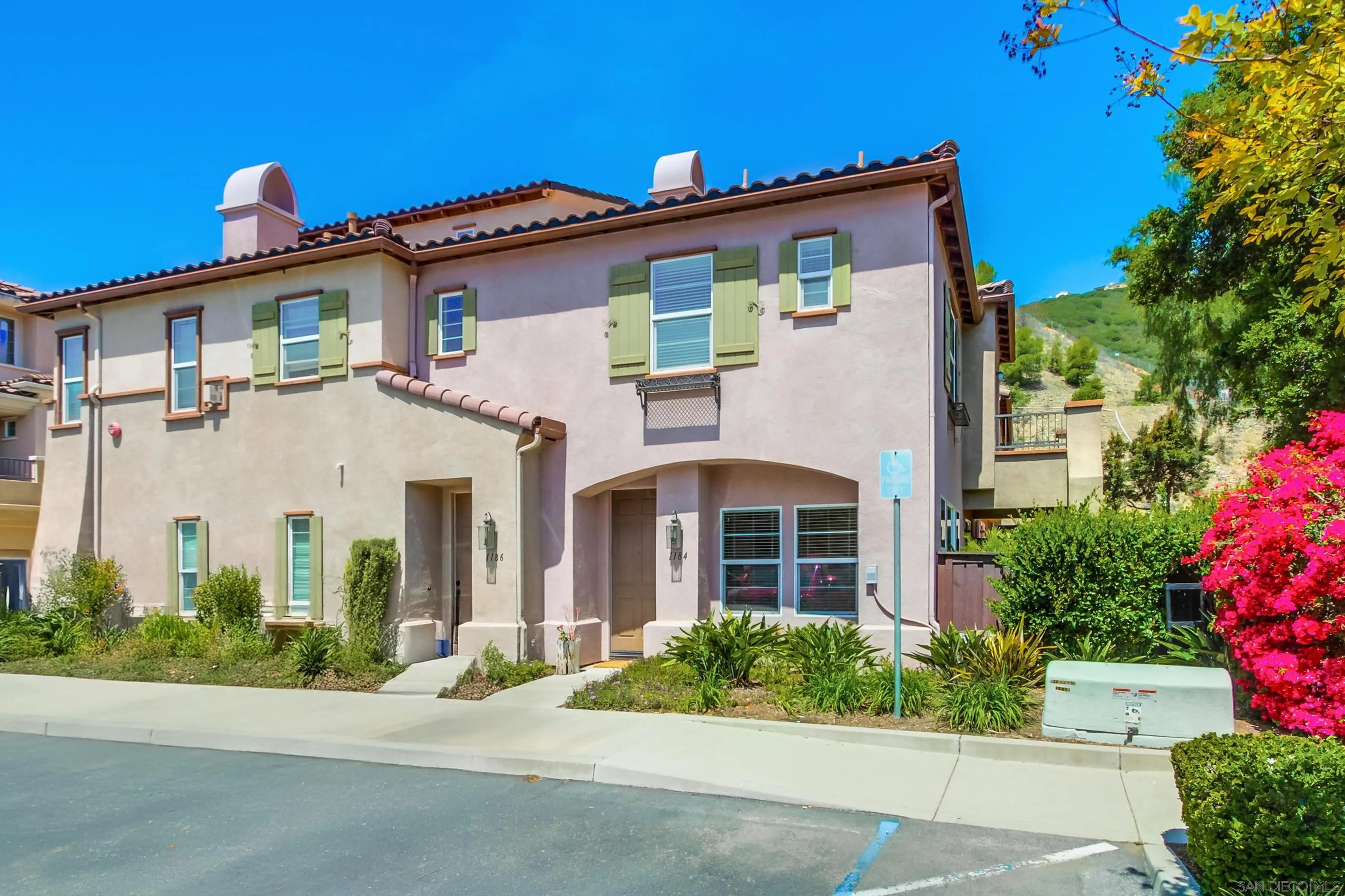 https://cdn.realtyfeed.com/cdn/127/250043475/e6490abf793696b49c55ad37a6aff545.webp