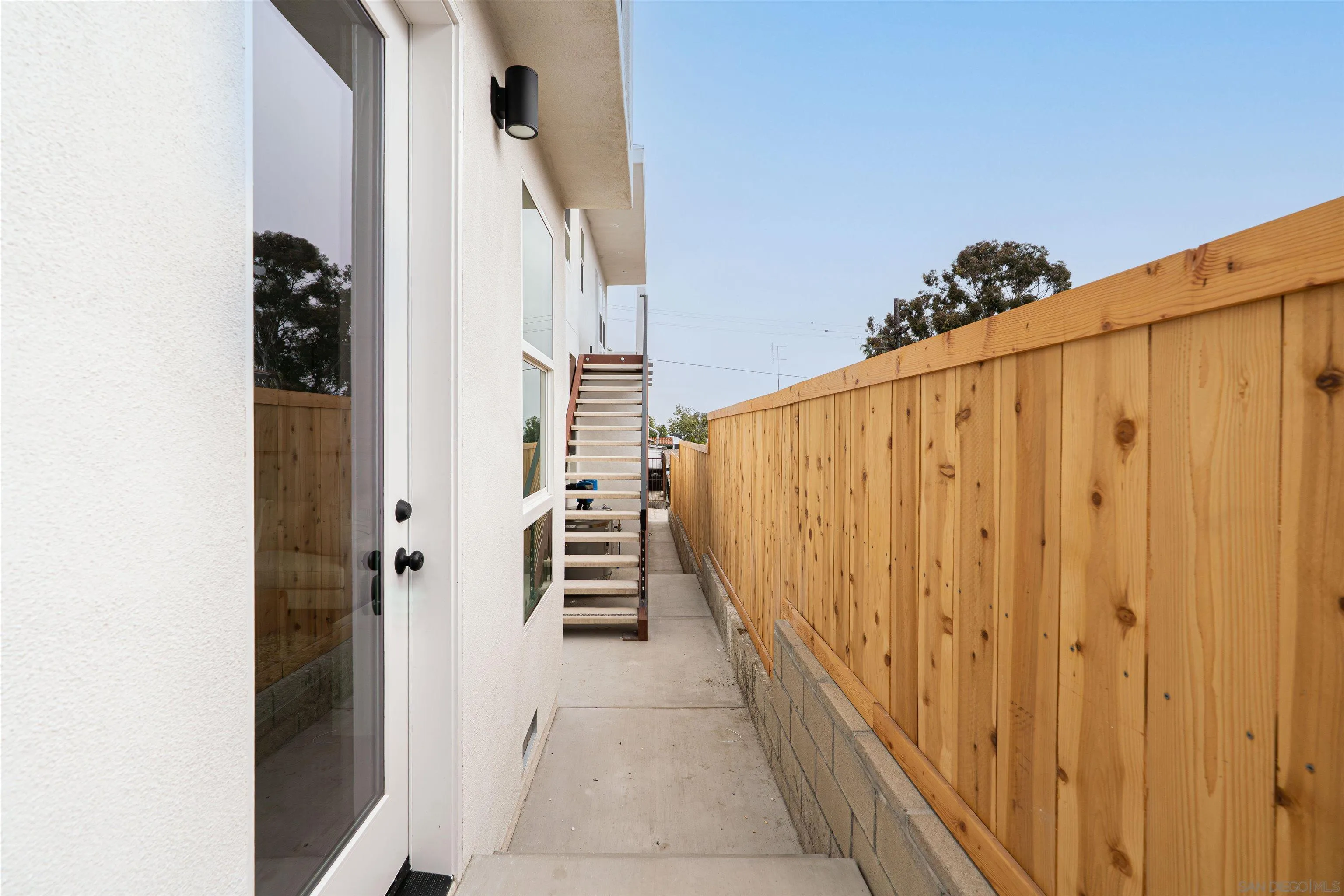 https://cdn.realtyfeed.com/cdn/127/250043485/3168730090c311c5c767041ed9d6915b.webp