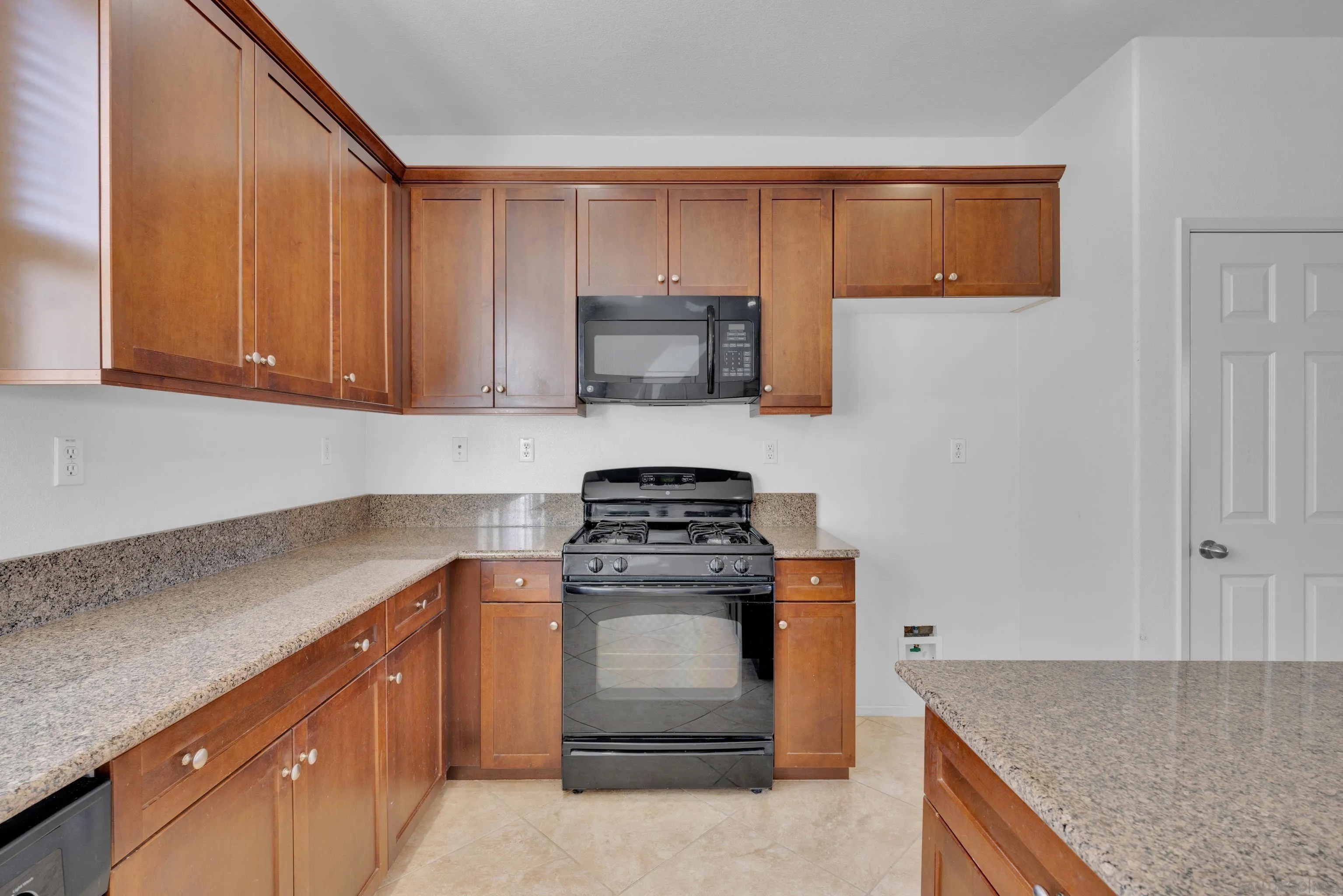 https://cdn.realtyfeed.com/cdn/127/250043493/4f420ab1c54590d422abc89c2502cc31.webp