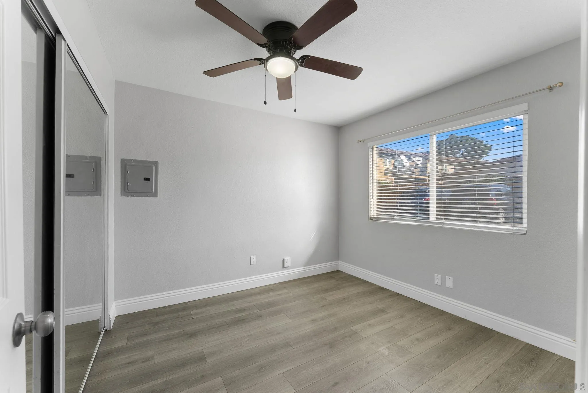 https://cdn.realtyfeed.com/cdn/127/250043501/94d42790ca2321c74770bbe1f9a67777.webp