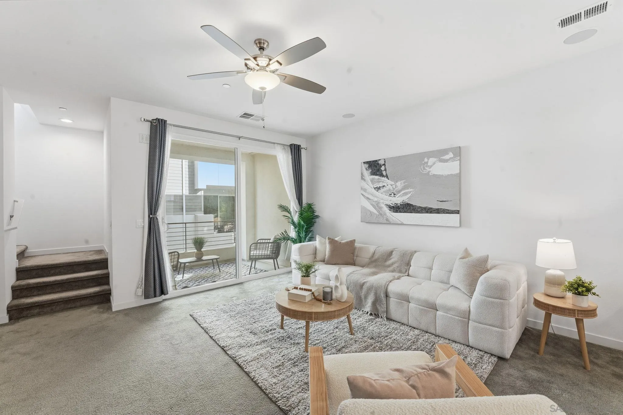 Photo #2: 250043518 Listing: Photo #2