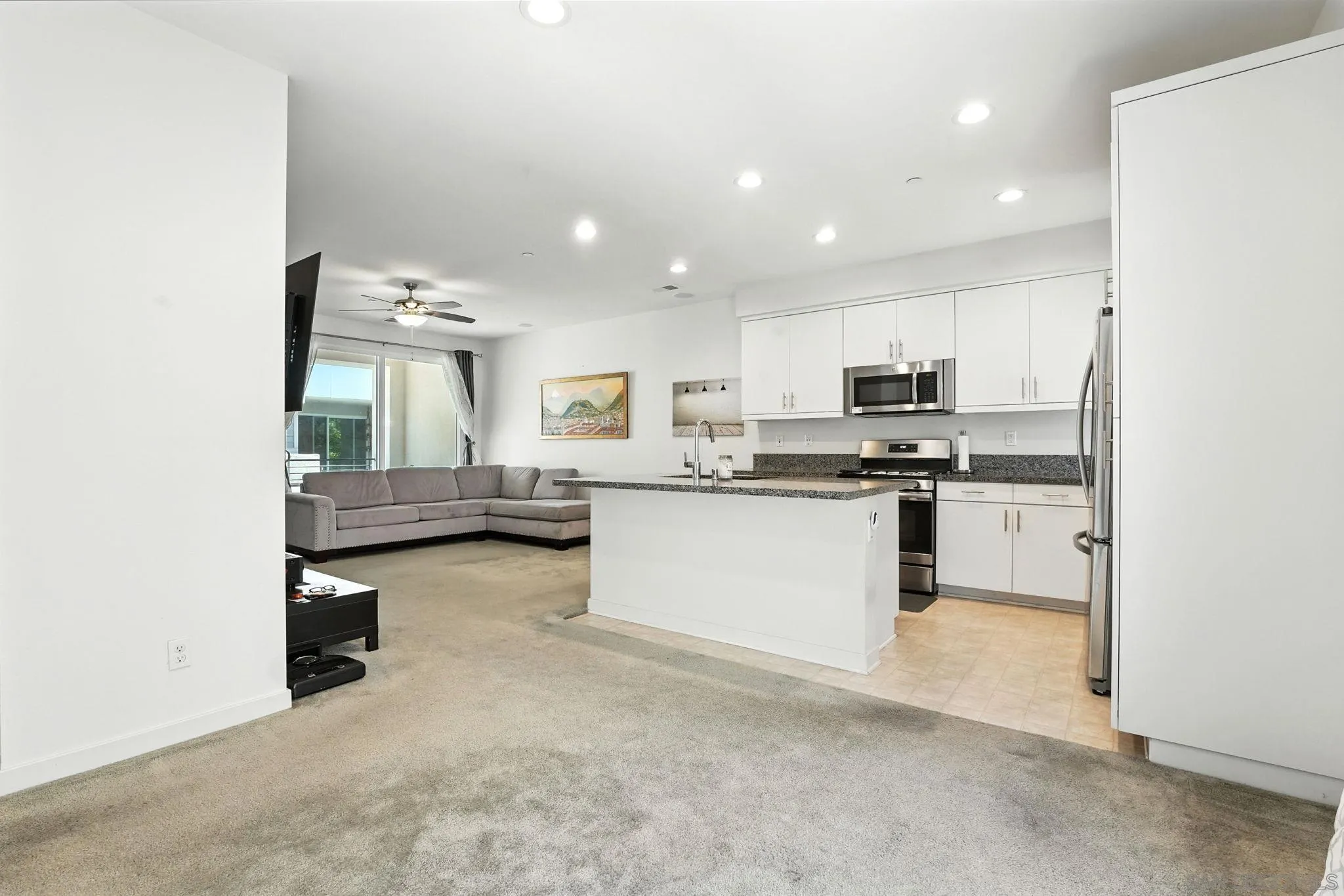 Photo #6: 250043518 Listing: Photo #6