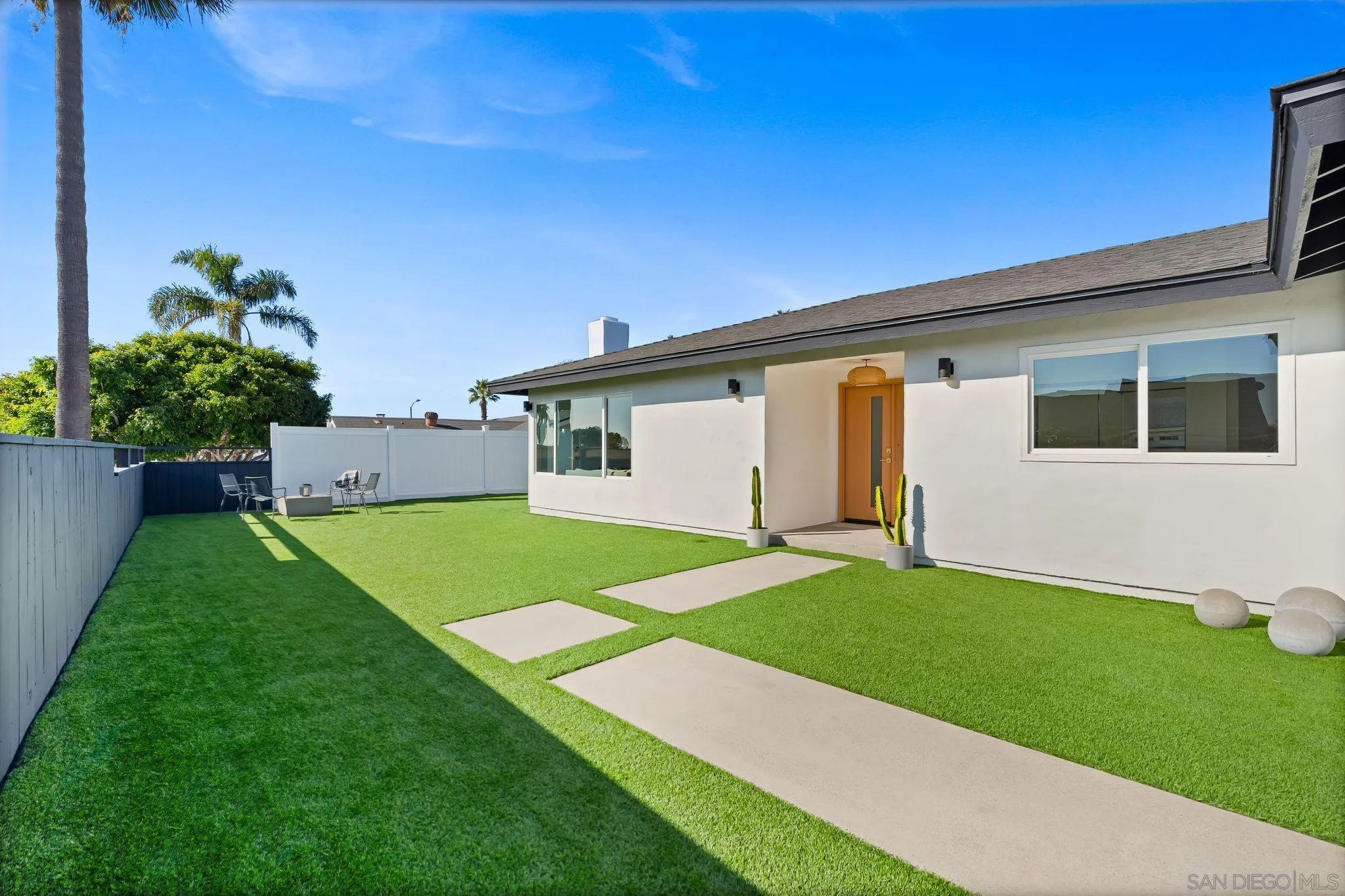 https://cdn.realtyfeed.com/cdn/127/250043522/81076c2b57dc7a1742b660986a10d904.webp