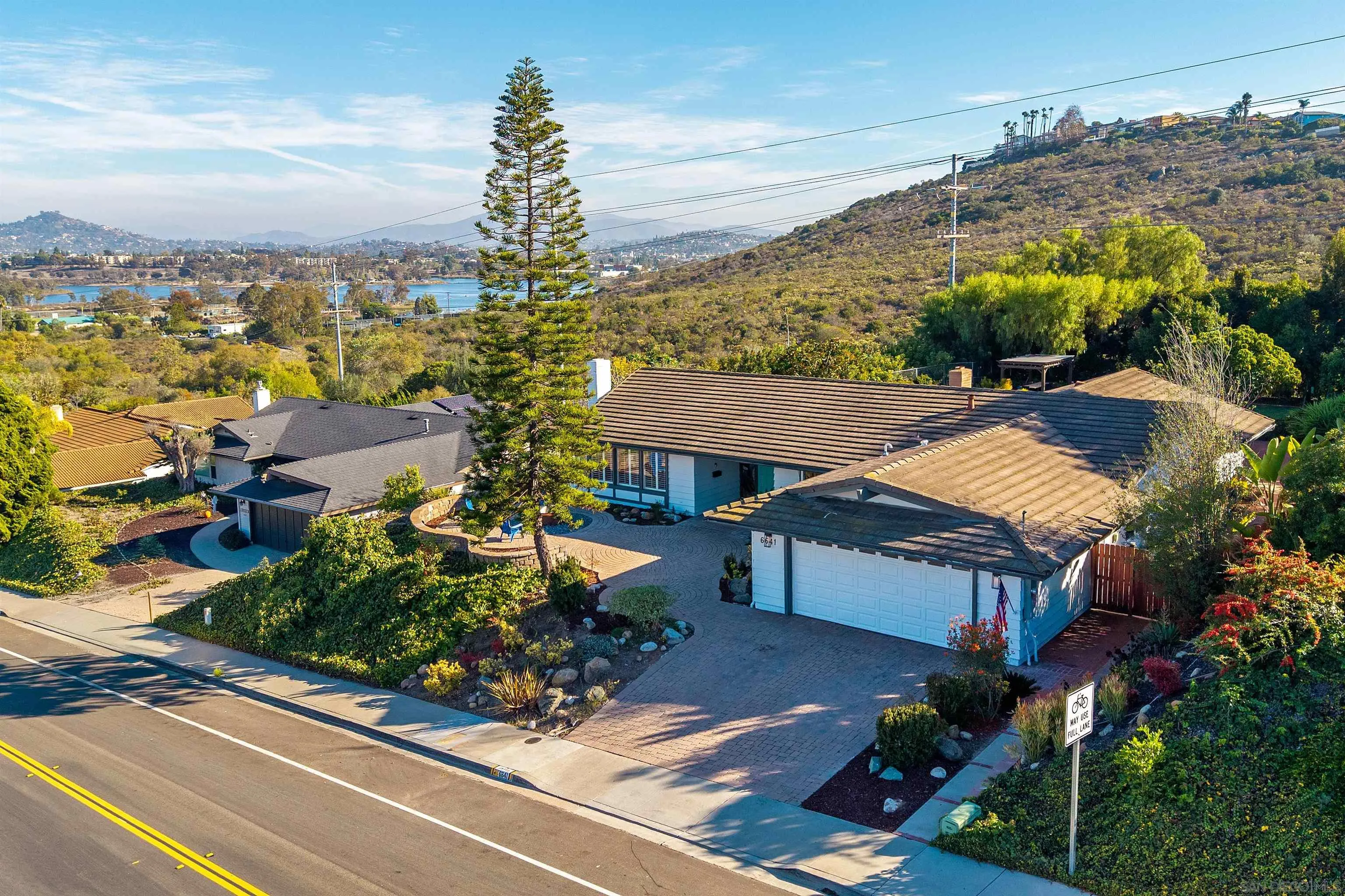 https://cdn.realtyfeed.com/cdn/127/250043565/41116a526f741544015253ea6a525a31.webp