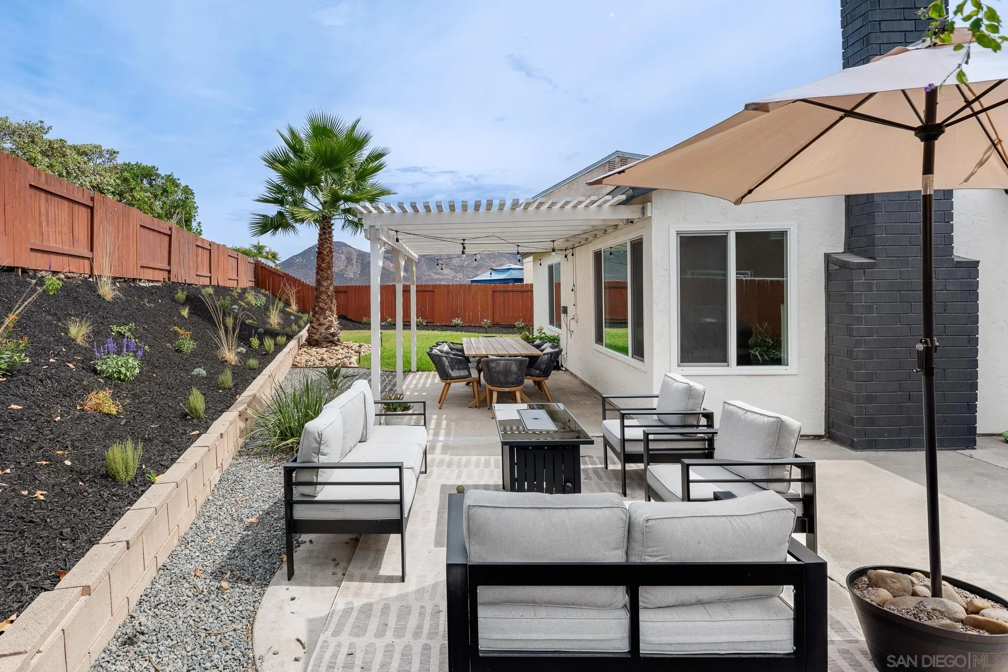 https://cdn.realtyfeed.com/cdn/127/250043575/d16762d6817ac4717809b8e6888af1dd.webp