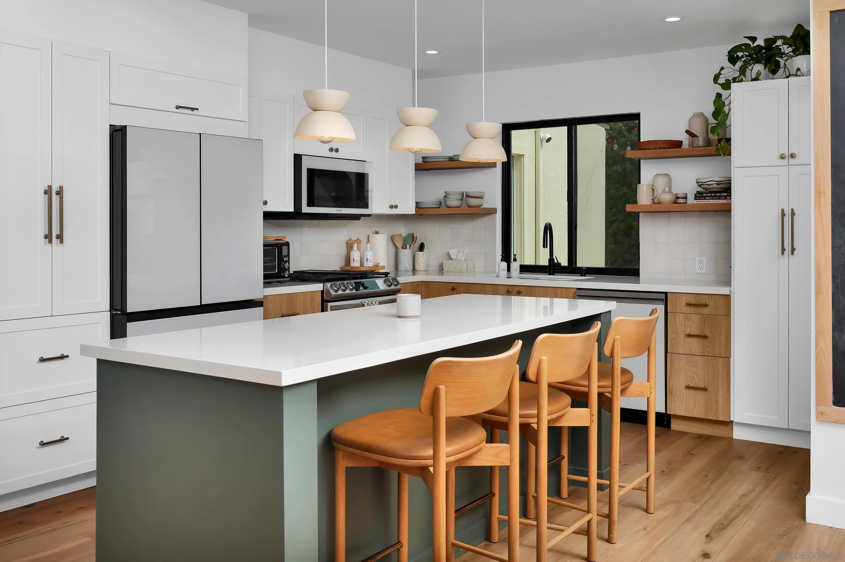 https://cdn.realtyfeed.com/cdn/127/250043576/d3634c964fc98784915961008ef15f9b.webp