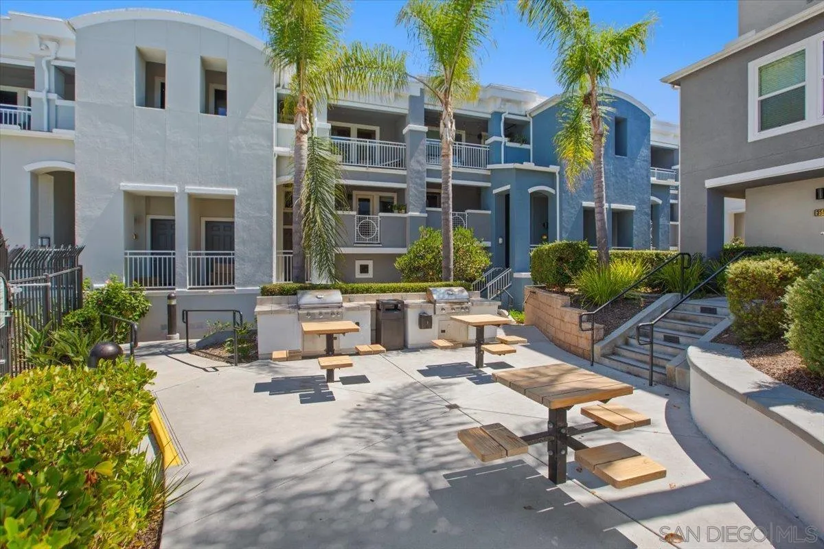 https://cdn.realtyfeed.com/cdn/127/250043577/124497d0ba63d37072b27ac107e15ecf.webp
