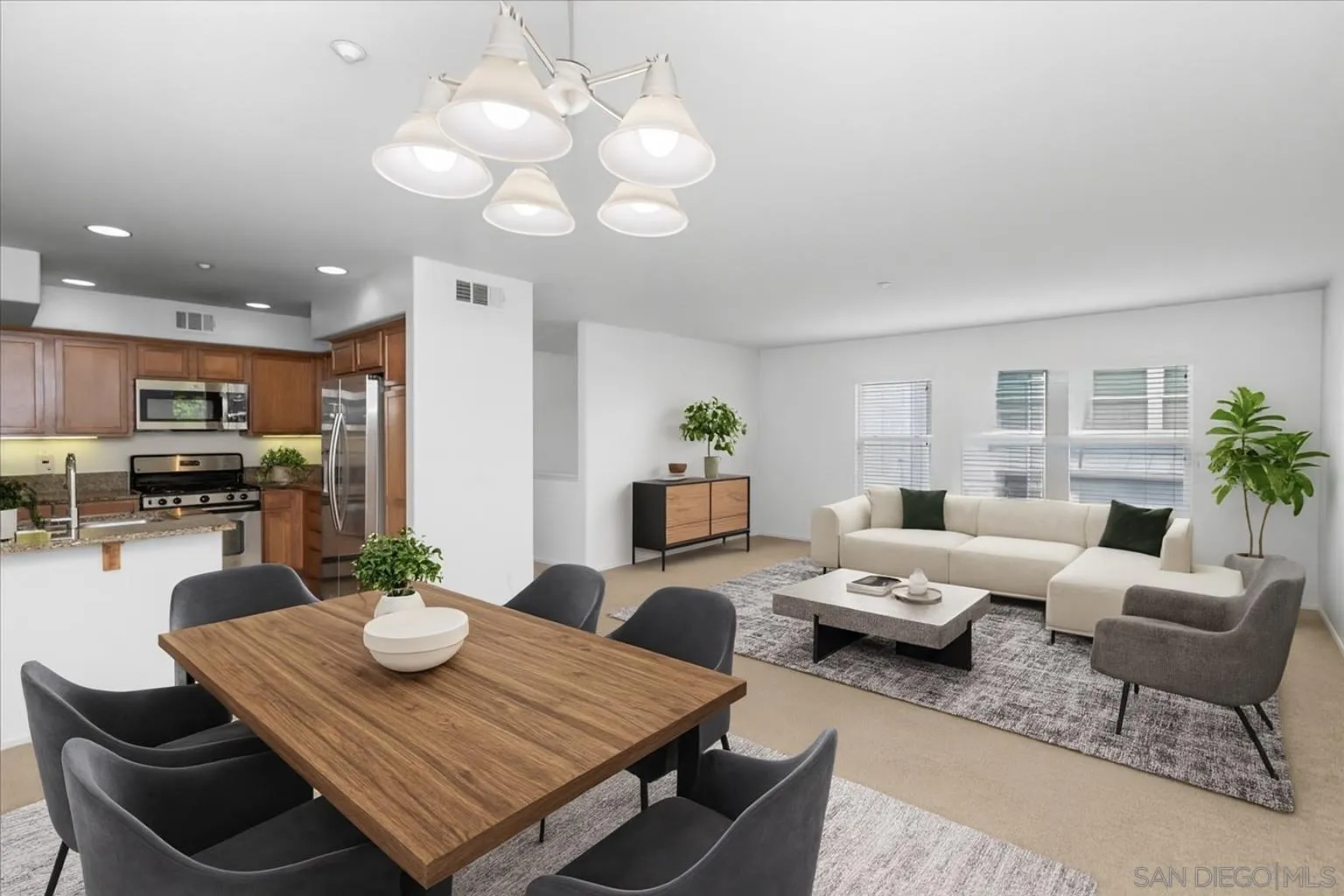 https://cdn.realtyfeed.com/cdn/127/250043577/e0208763621309626afd6f3c808d5e5c.webp