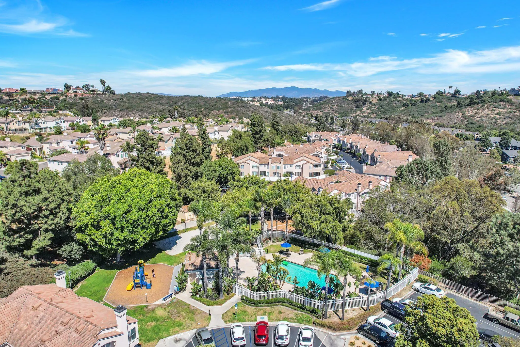 https://cdn.realtyfeed.com/cdn/127/250043578/1fe72637d4a9c1856df3e463c6549318.webp