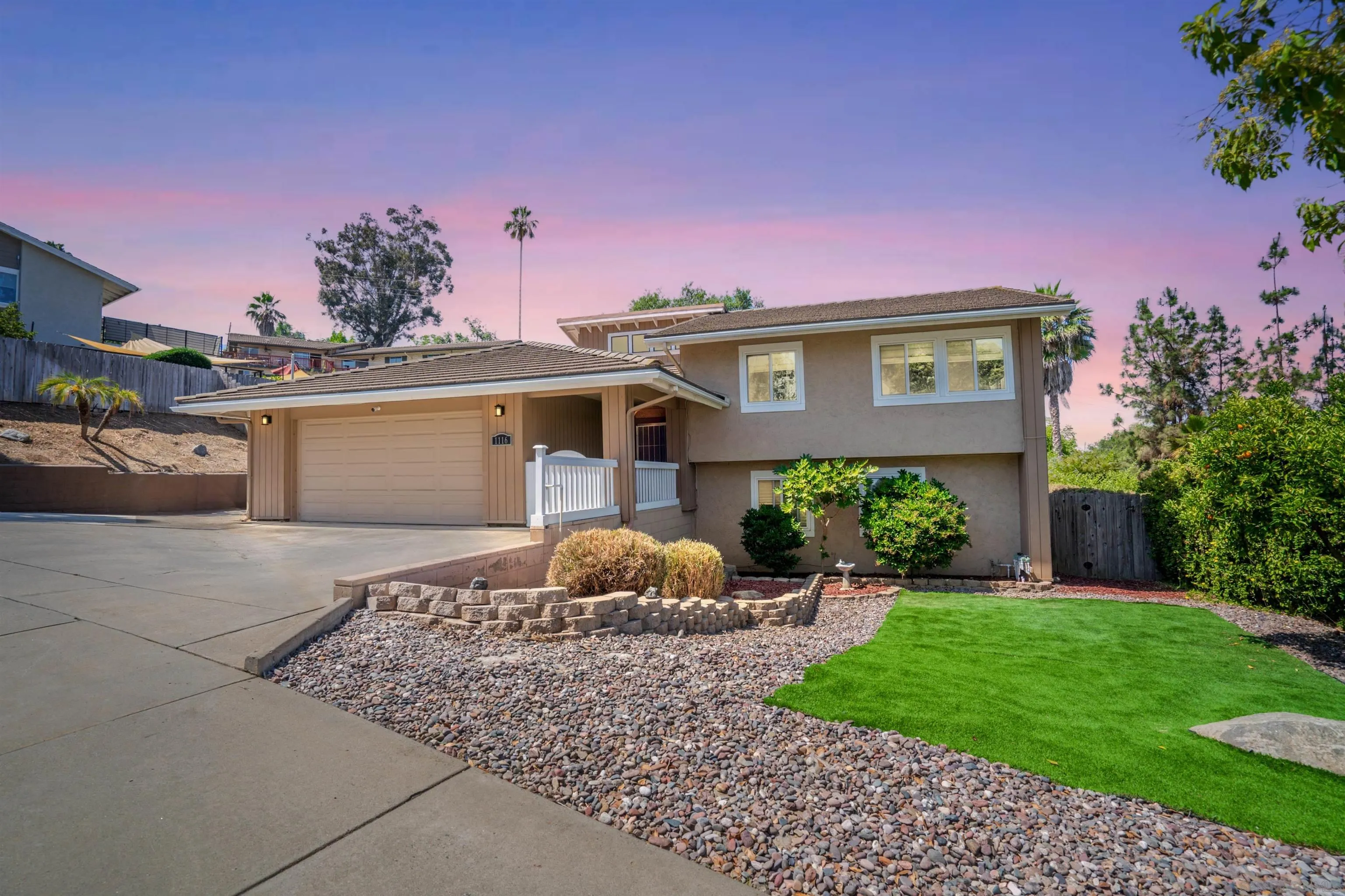 https://cdn.realtyfeed.com/cdn/127/250043581/126d14be3bbf3668c2ba186c08336557.webp