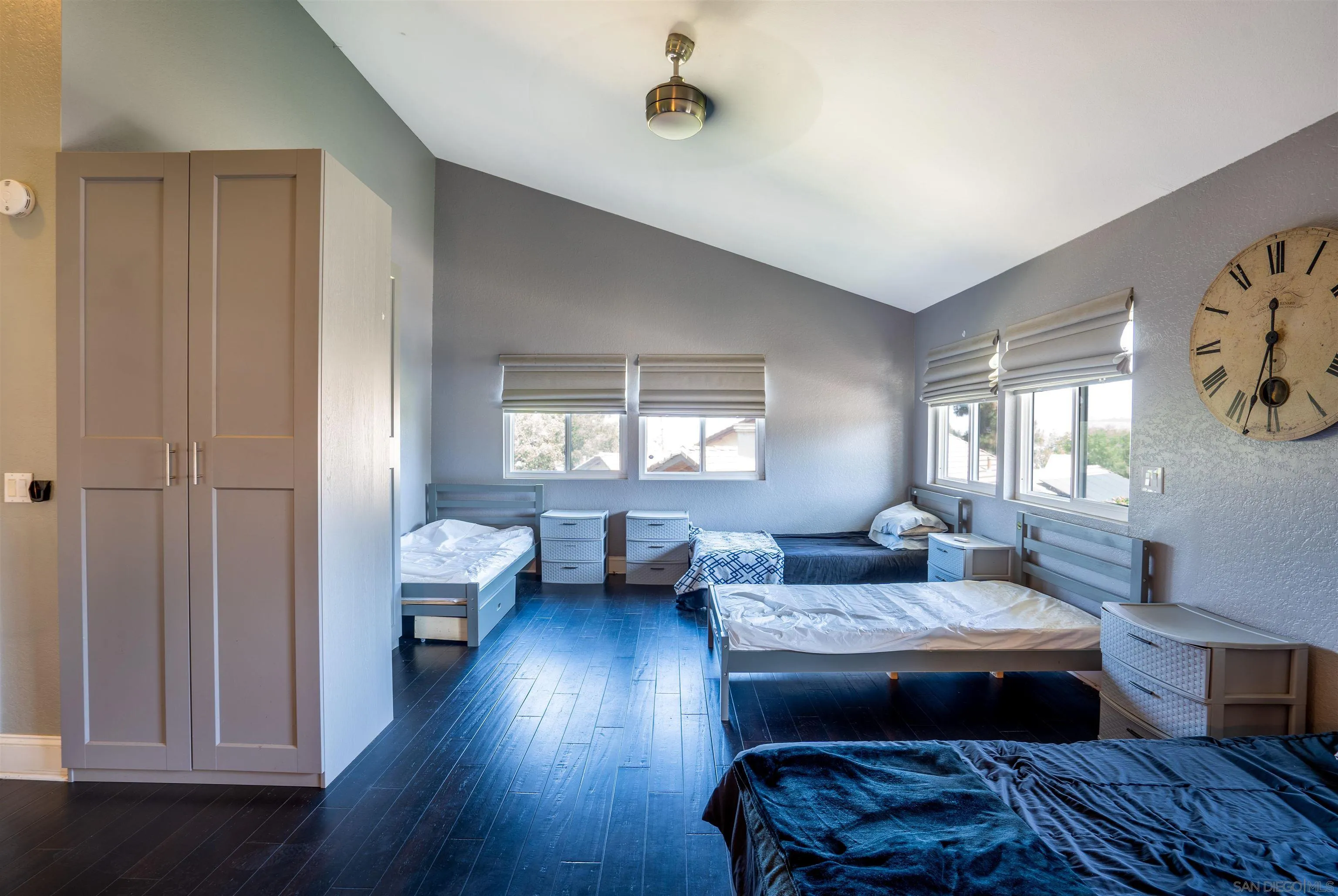 https://cdn.realtyfeed.com/cdn/127/250043581/6487209ba9a19d8bbe945b2bd81270b4.webp