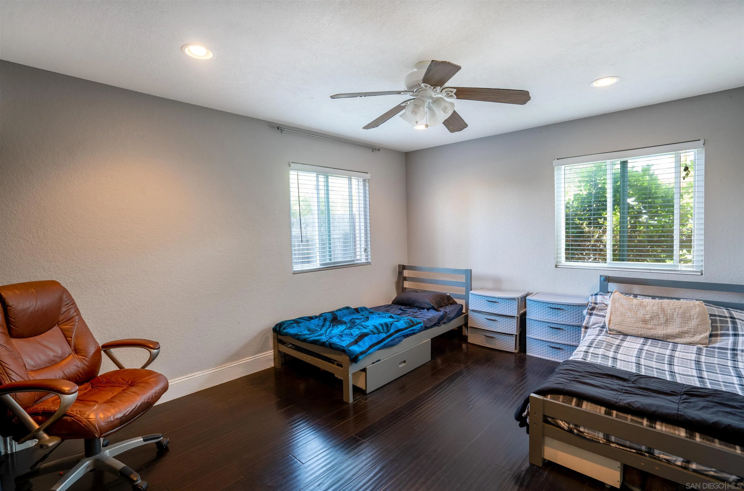 https://cdn.realtyfeed.com/cdn/127/250043581/6dd2076d00df68a55c54cf33000ca245.webp