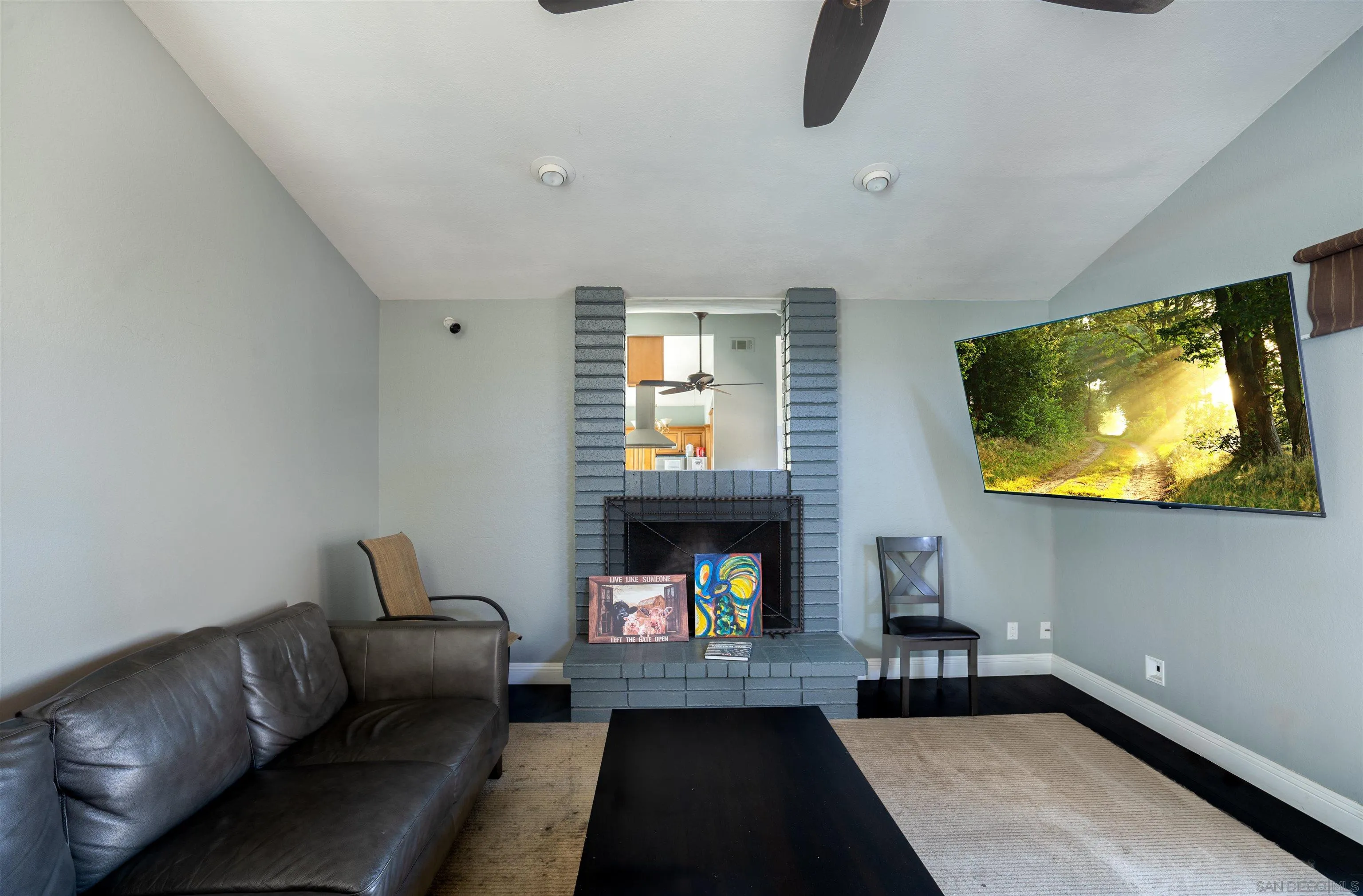 https://cdn.realtyfeed.com/cdn/127/250043581/8ddeb86c51b348a485b770b6cf7e9037.webp