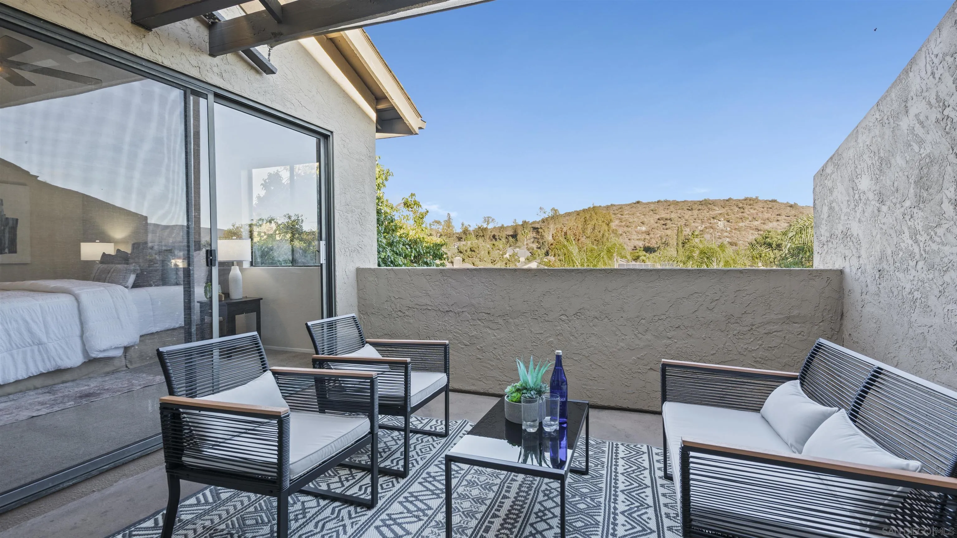 Photo #2: 250043582 Listing: Photo #2