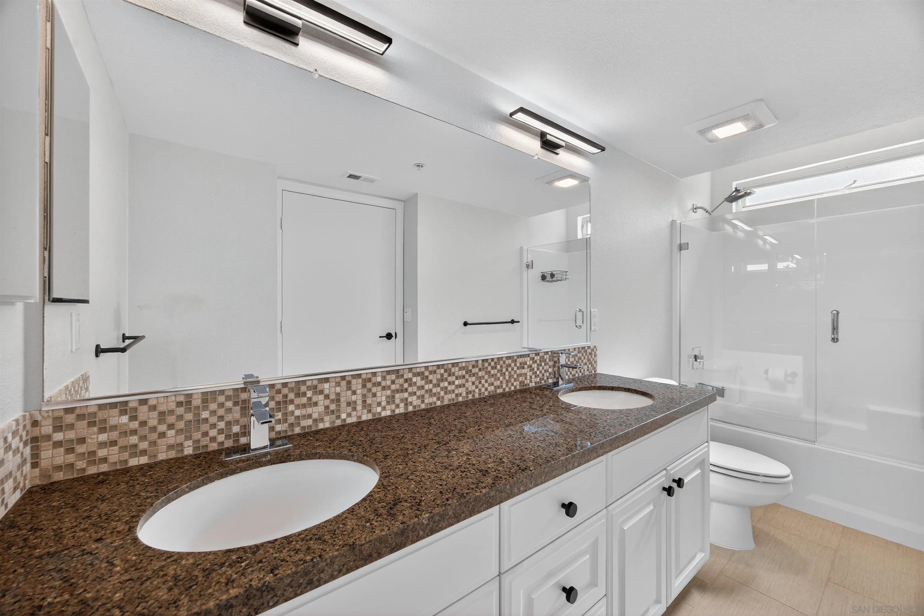 https://cdn.realtyfeed.com/cdn/127/250043584/b8e2036b126a20759644bbfa801e291f.webp
