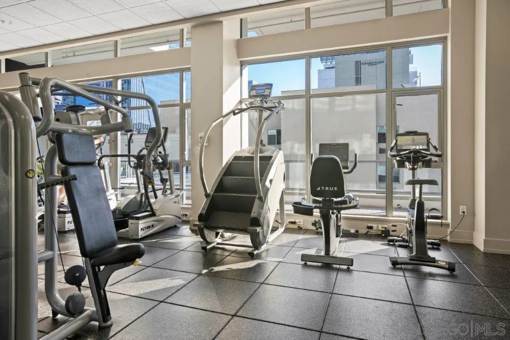 https://cdn.realtyfeed.com/cdn/127/250043592/606753f174042af02a5f7152f7c29859.webp