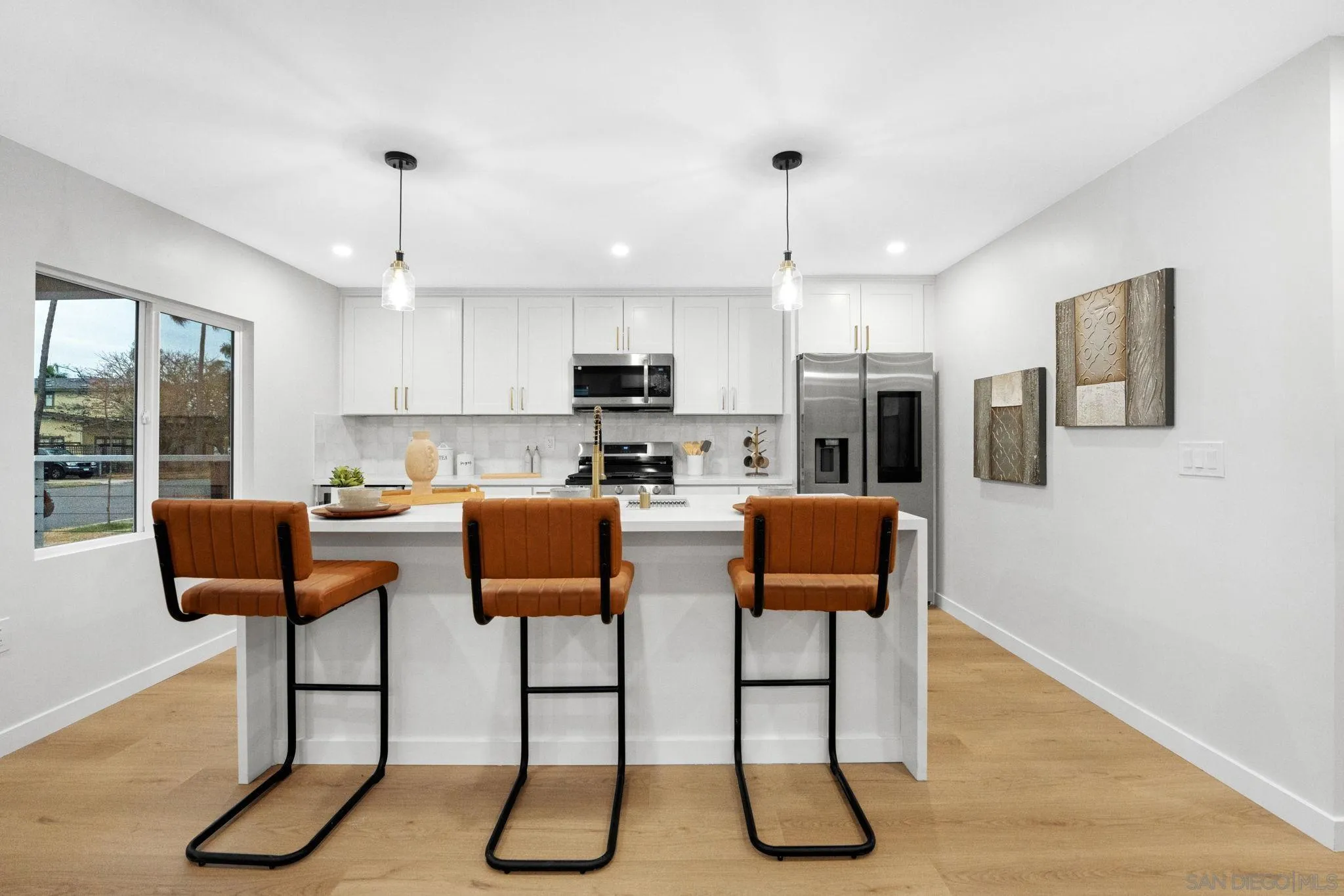 https://cdn.realtyfeed.com/cdn/127/250043593/72163fe2e3076f63c284705ac73bd141.webp