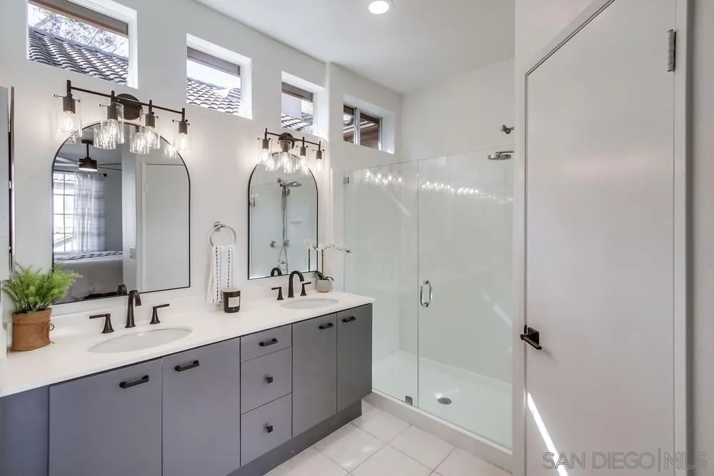 https://cdn.realtyfeed.com/cdn/127/250043595/8ac333a8b931b6ad5f3195922c397395.webp