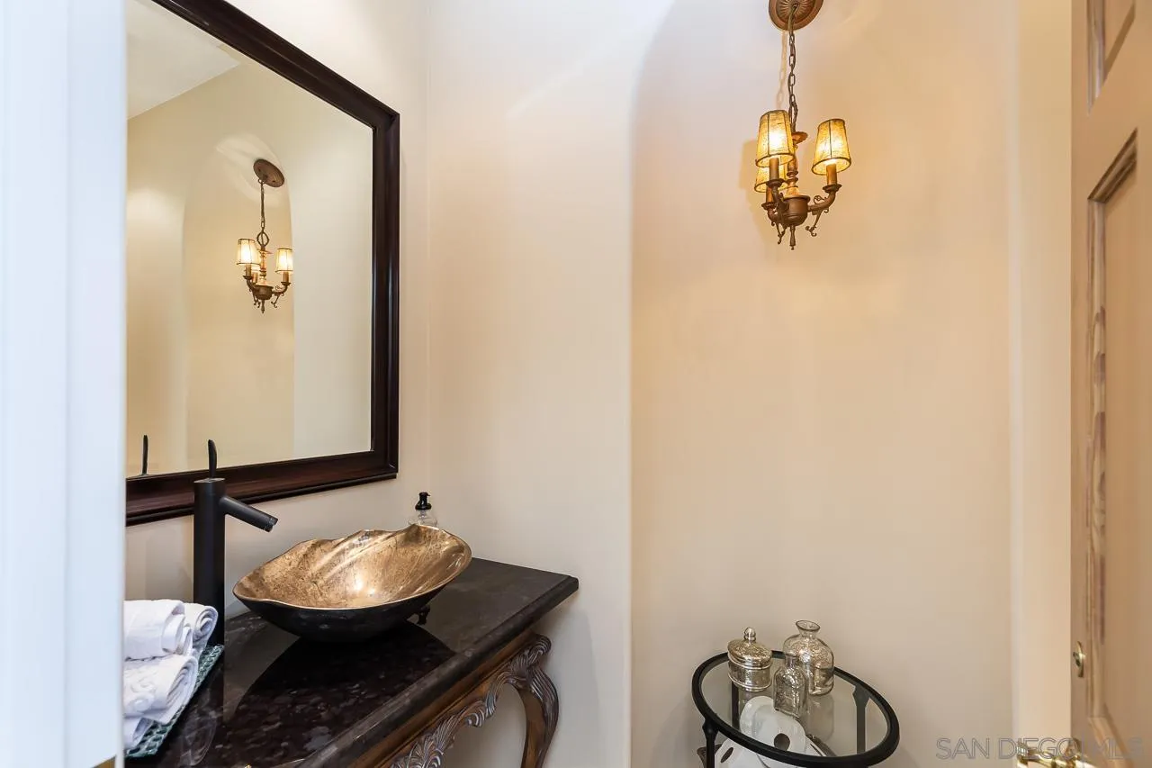 https://cdn.realtyfeed.com/cdn/127/250043603/69329b33b8493785a614987aad2f6250.webp