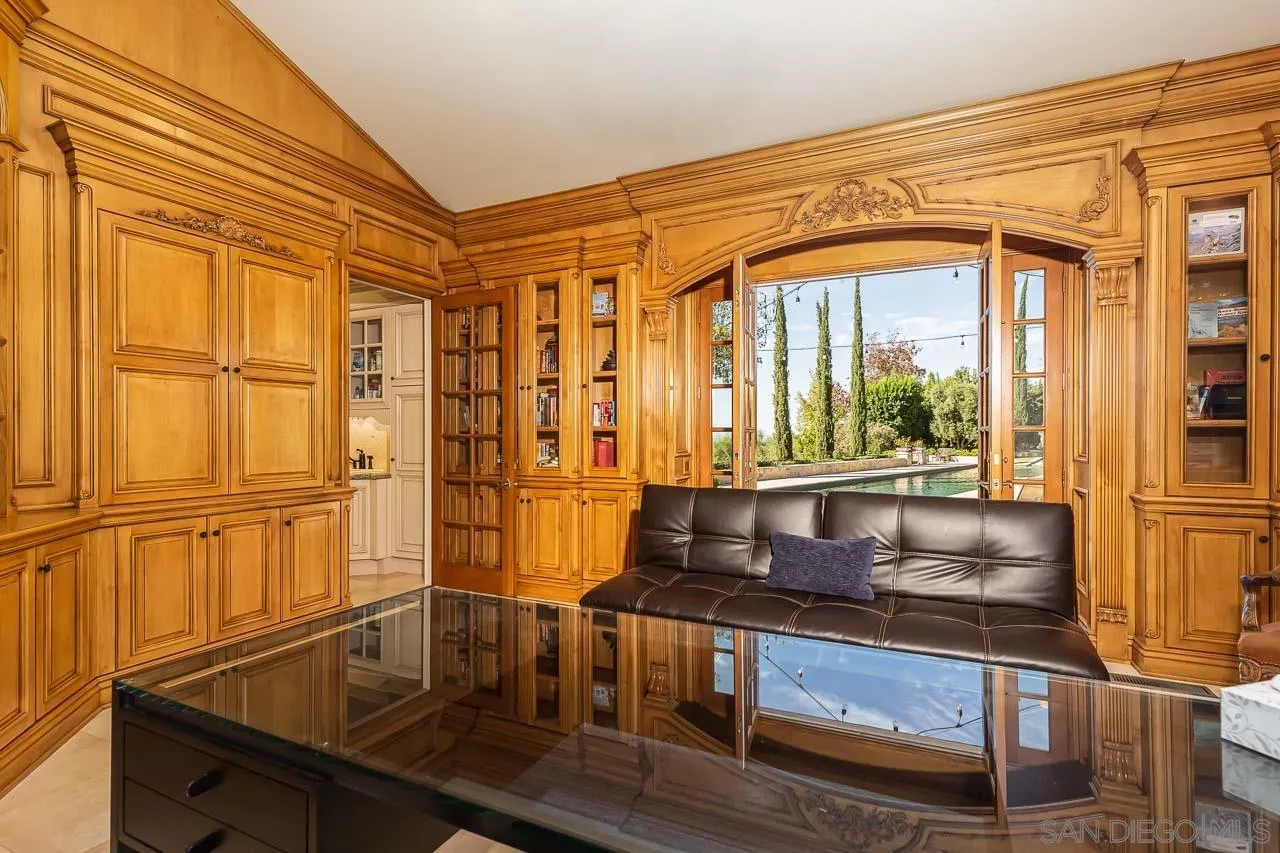 https://cdn.realtyfeed.com/cdn/127/250043603/8cdcfabee0c9ff410638b48e226b144f.webp