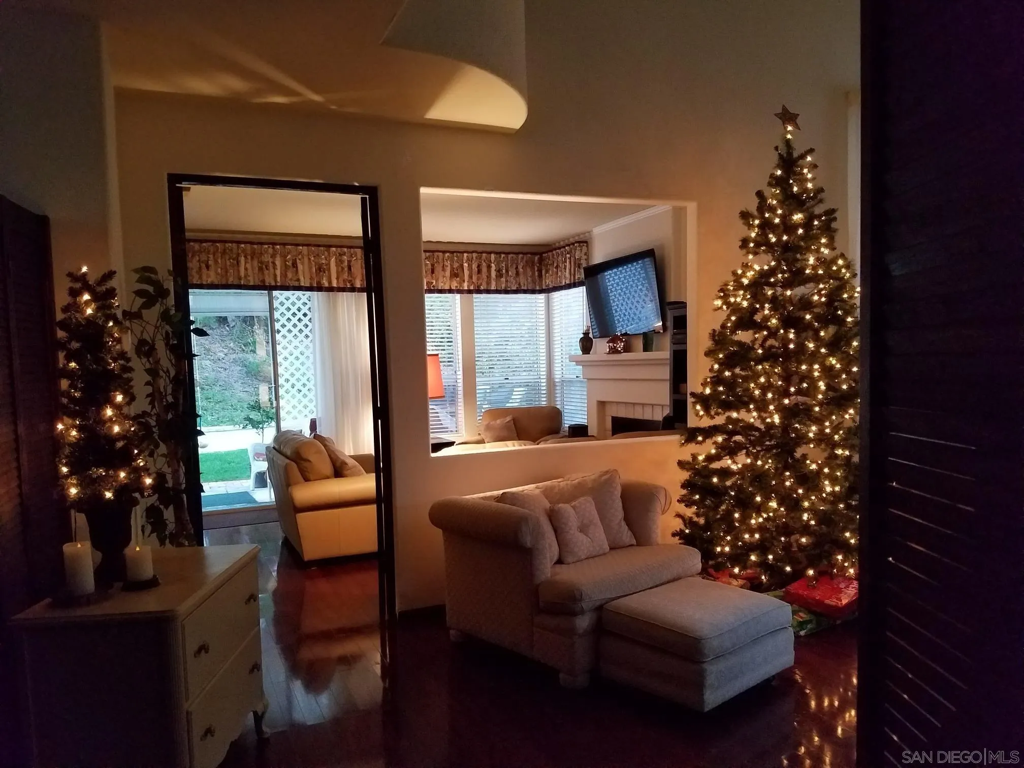 https://cdn.realtyfeed.com/cdn/127/250043604/c820f32f311427a8d5b19da5565c3360.webp