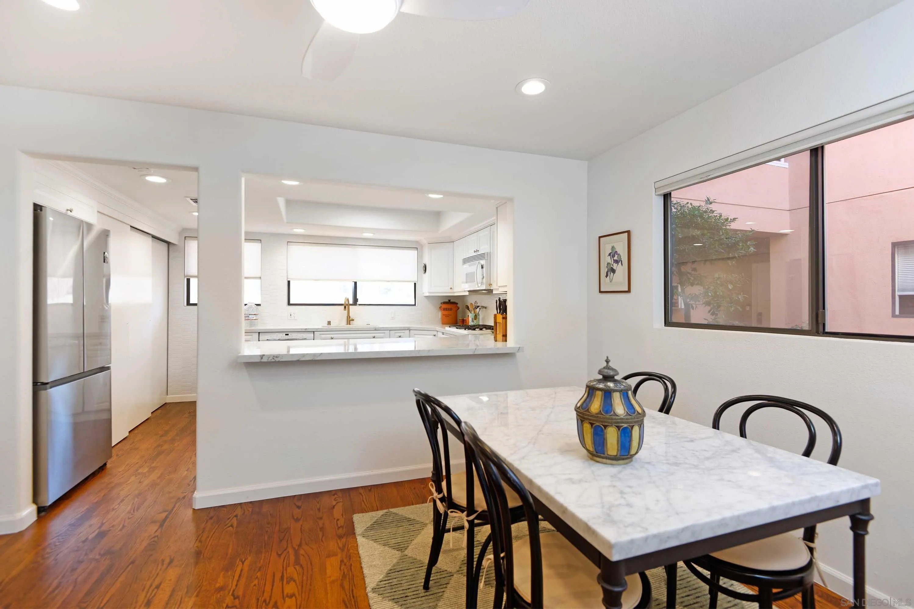 https://cdn.realtyfeed.com/cdn/127/250043614/48f67582c9058cf982de1f86fa9bba37.webp