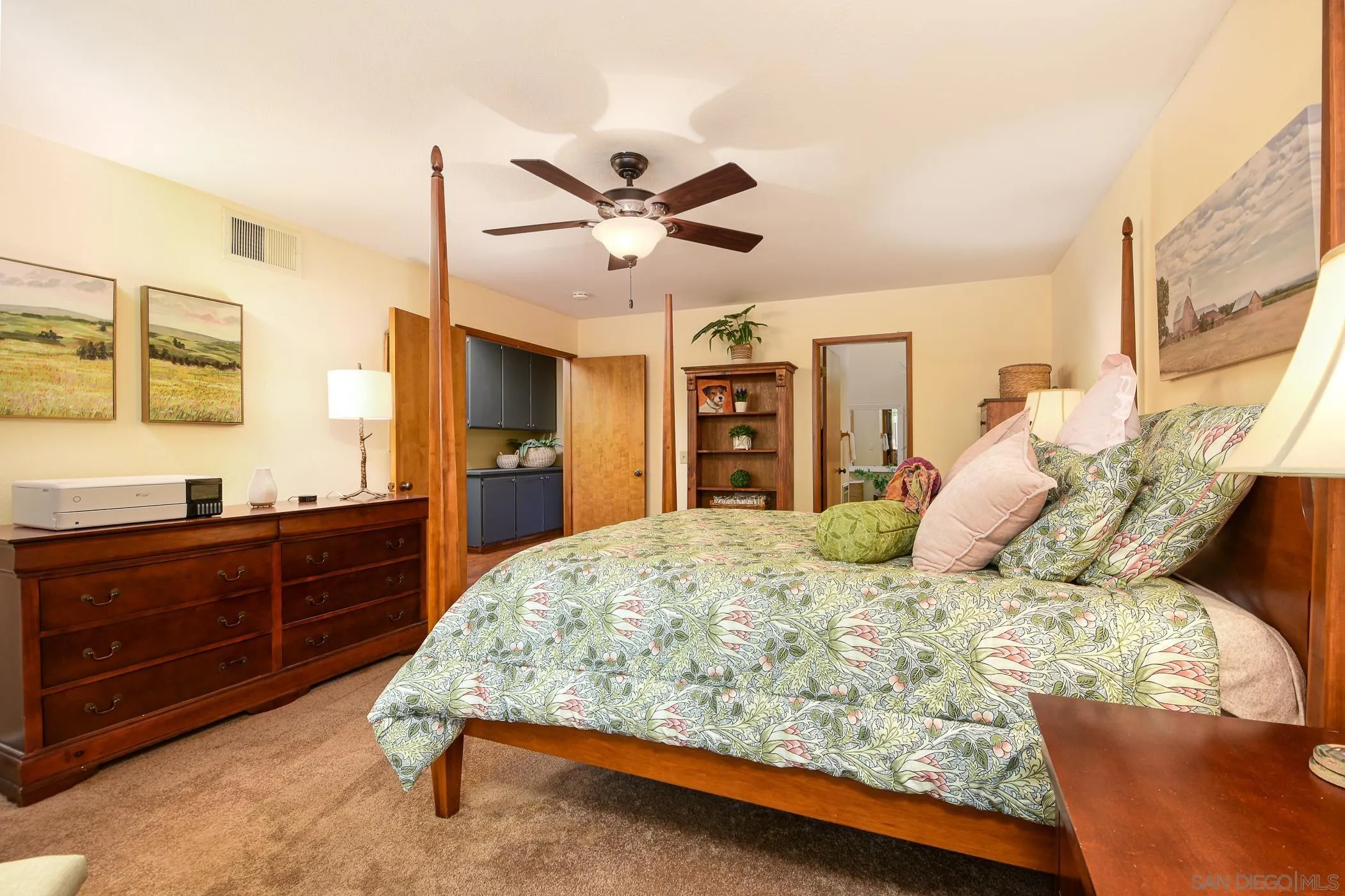 8541 Circle R Course, Escondido, CA, 92026