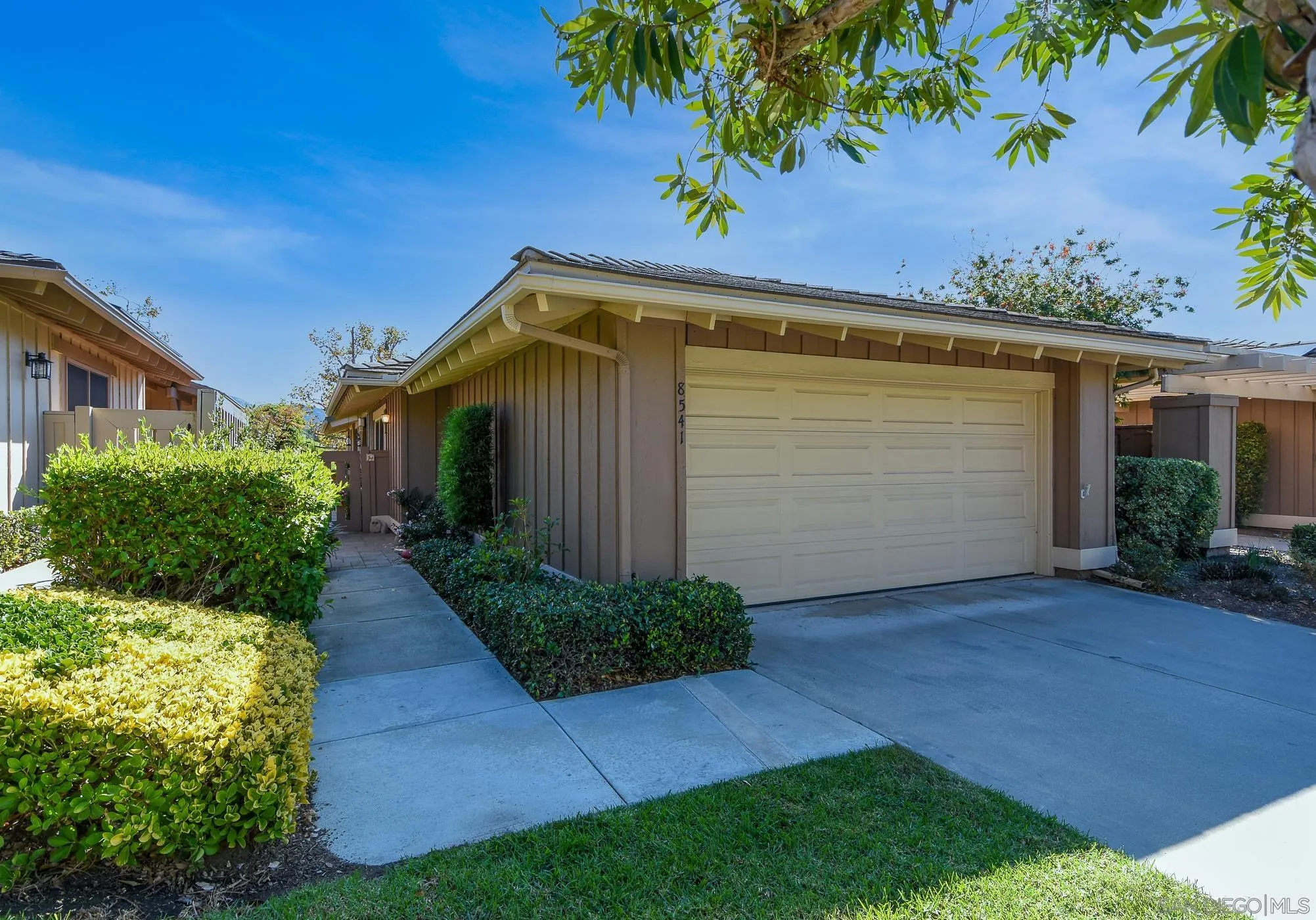 8541 Circle R Course, Escondido, CA, 92026