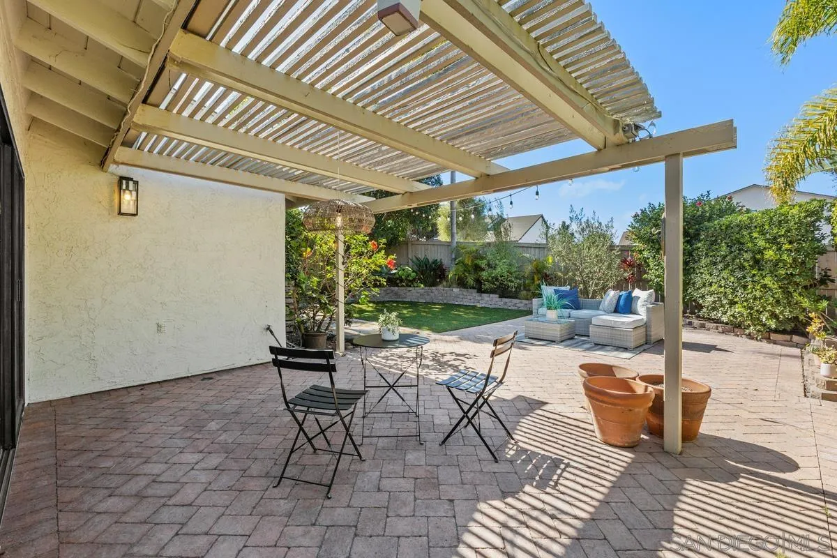 https://cdn.realtyfeed.com/cdn/127/250043626/2a0a7df840794f43714d9d19d14e6224.webp