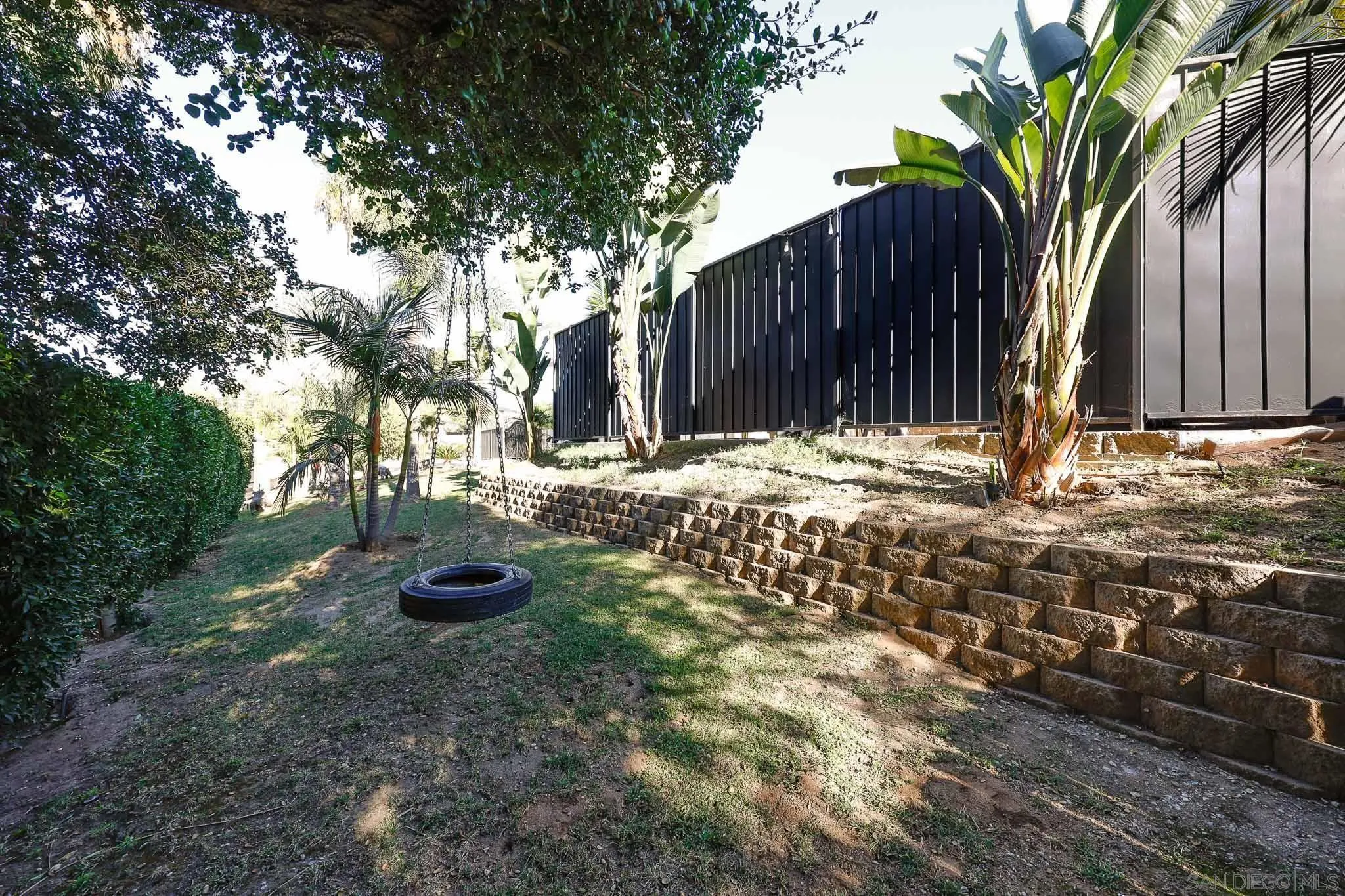 https://cdn.realtyfeed.com/cdn/127/250043643/72115ce74d15296c53564c0248279a94.webp